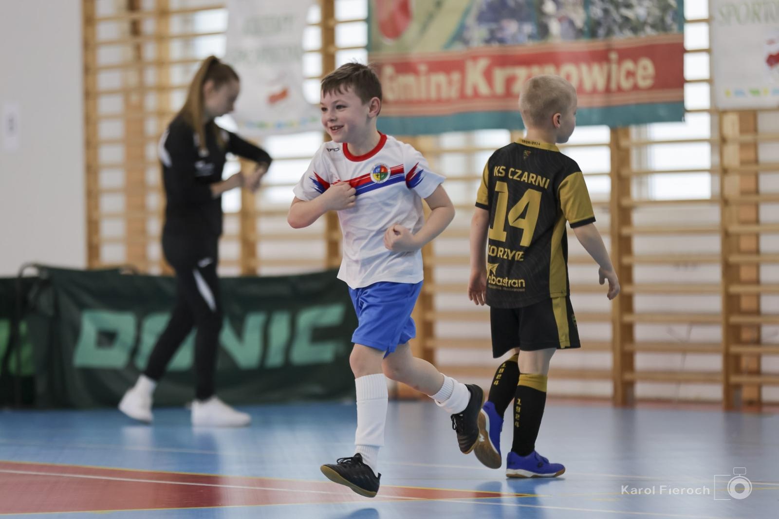 Zdjęcie w galerii na portalu naszraciborz.pl: Zacięta rywalizacja młodych piłkarzy w Krzanowicach [FOTO] wiadomości z regionu