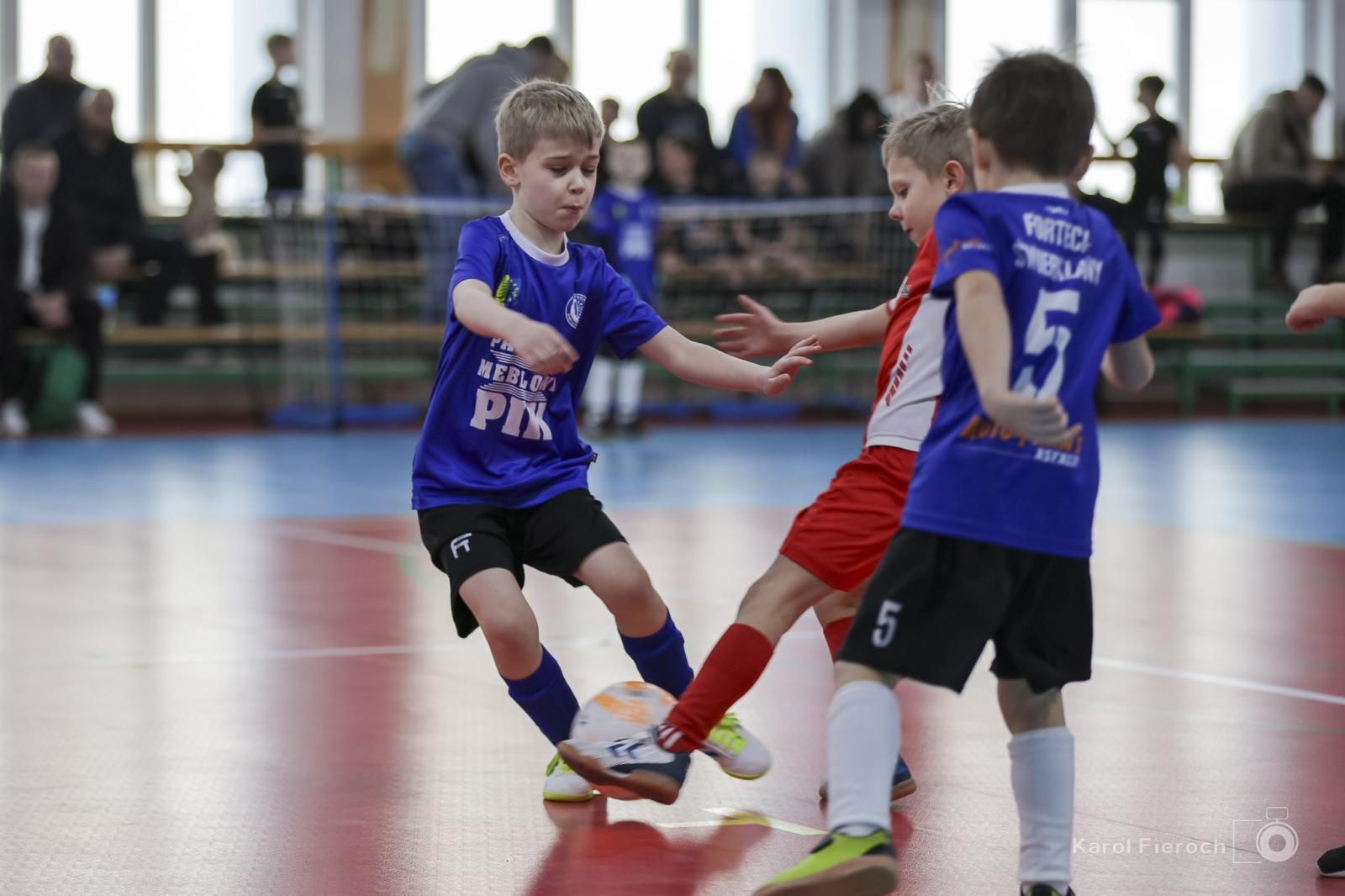 Zdjęcie w galerii na portalu naszraciborz.pl: Zacięta rywalizacja młodych piłkarzy w Krzanowicach [FOTO] wiadomości z regionu