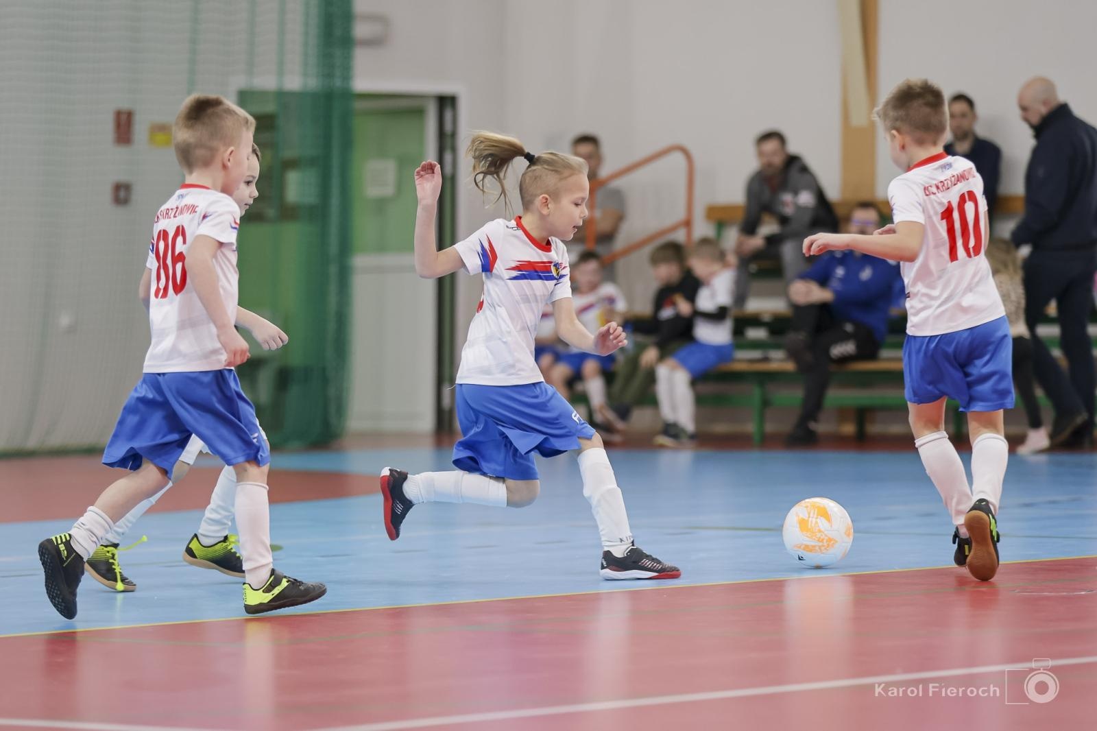 Zdjęcie w galerii na portalu naszraciborz.pl: Zacięta rywalizacja młodych piłkarzy w Krzanowicach [FOTO] wiadomości z regionu