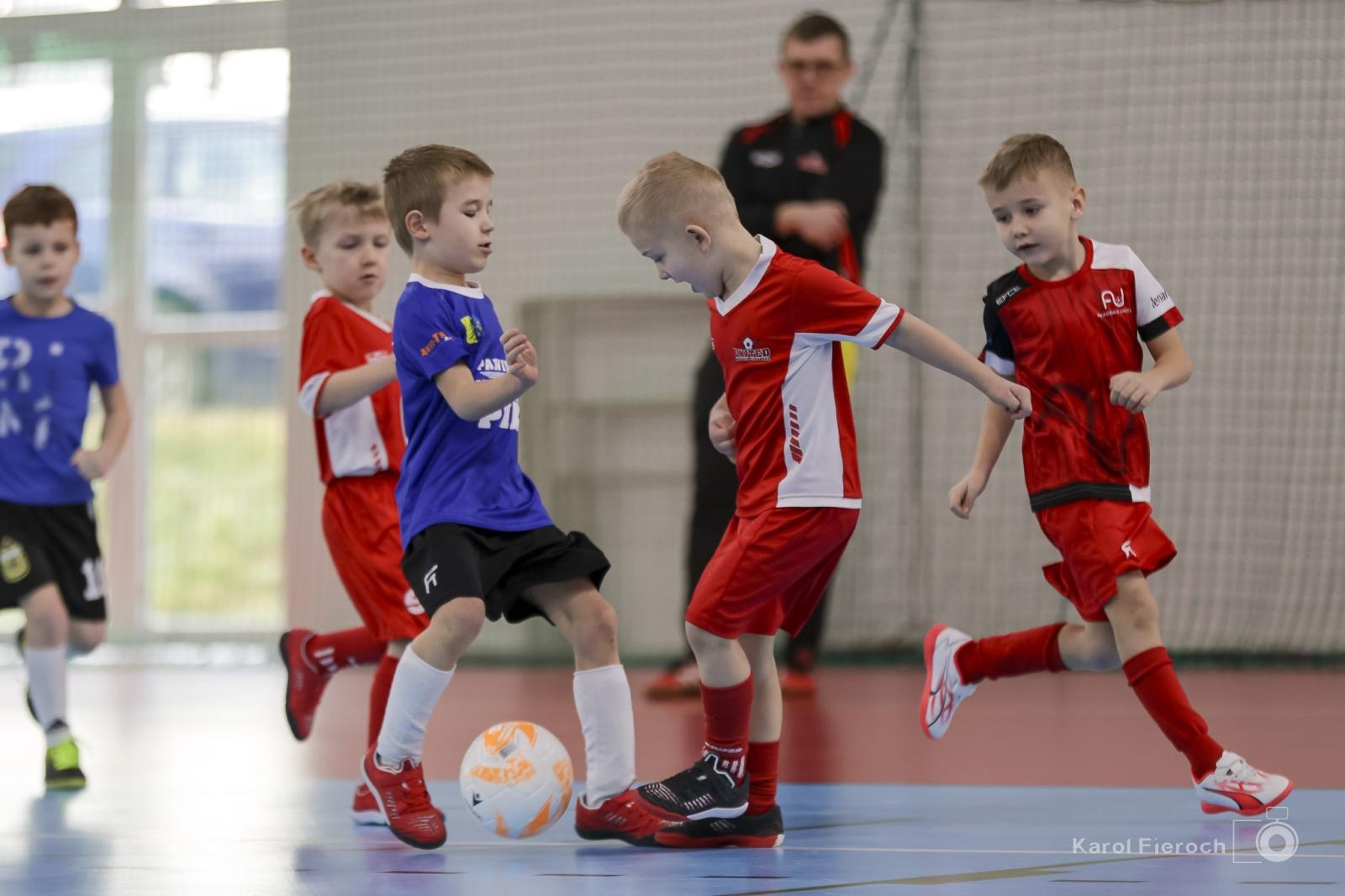 Zdjęcie w galerii na portalu naszraciborz.pl: Zacięta rywalizacja młodych piłkarzy w Krzanowicach [FOTO] wiadomości z regionu