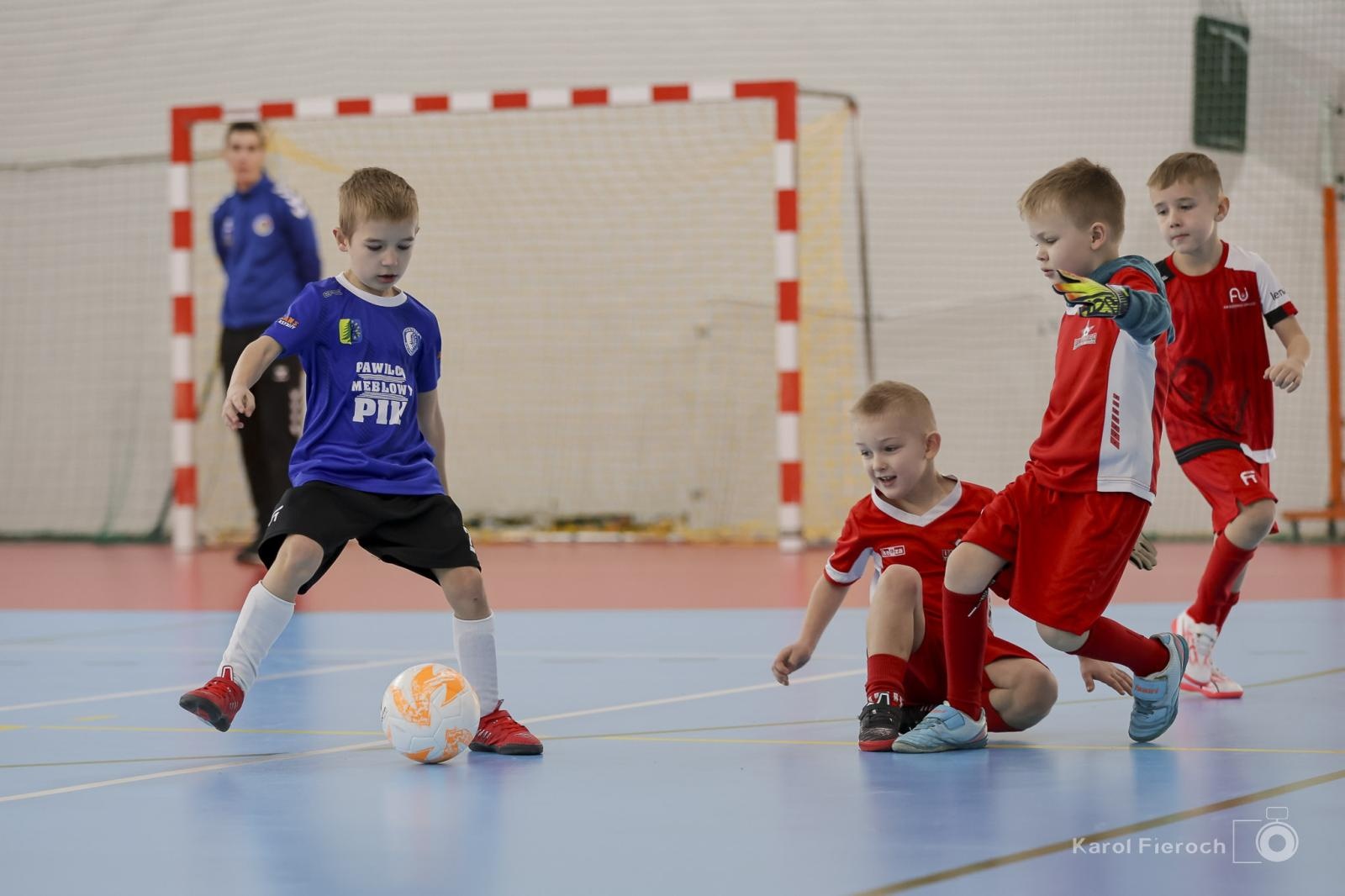 Zdjęcie w galerii na portalu naszraciborz.pl: Zacięta rywalizacja młodych piłkarzy w Krzanowicach [FOTO] wiadomości z regionu