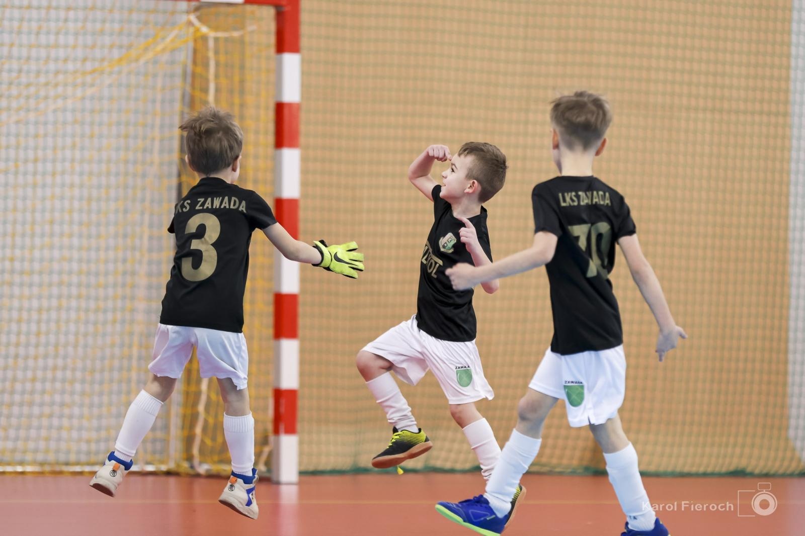 Zdjęcie w galerii na portalu naszraciborz.pl: Zacięta rywalizacja młodych piłkarzy w Krzanowicach [FOTO] wiadomości z regionu