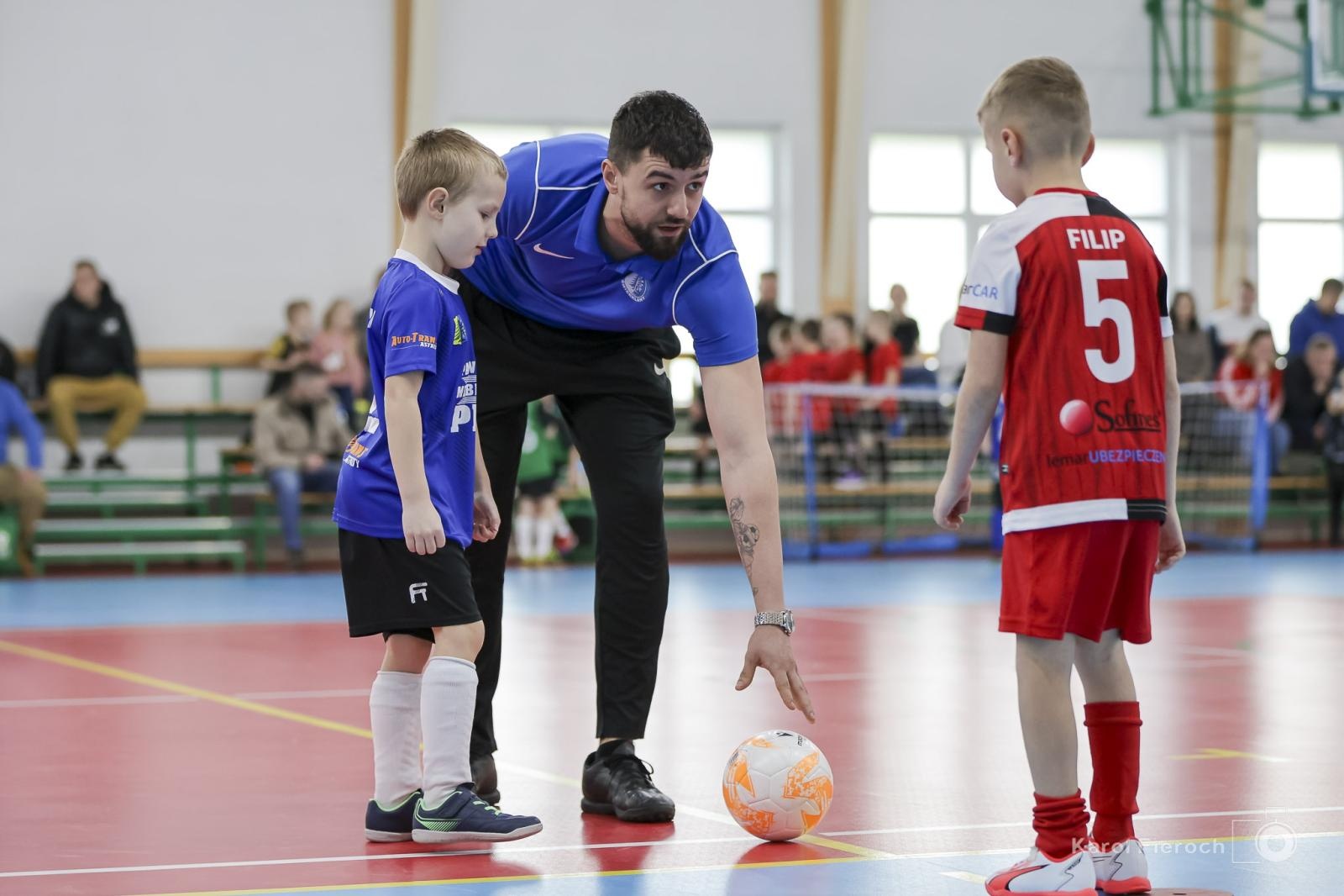 Zdjęcie w galerii na portalu naszraciborz.pl: Zacięta rywalizacja młodych piłkarzy w Krzanowicach [FOTO] wiadomości z regionu