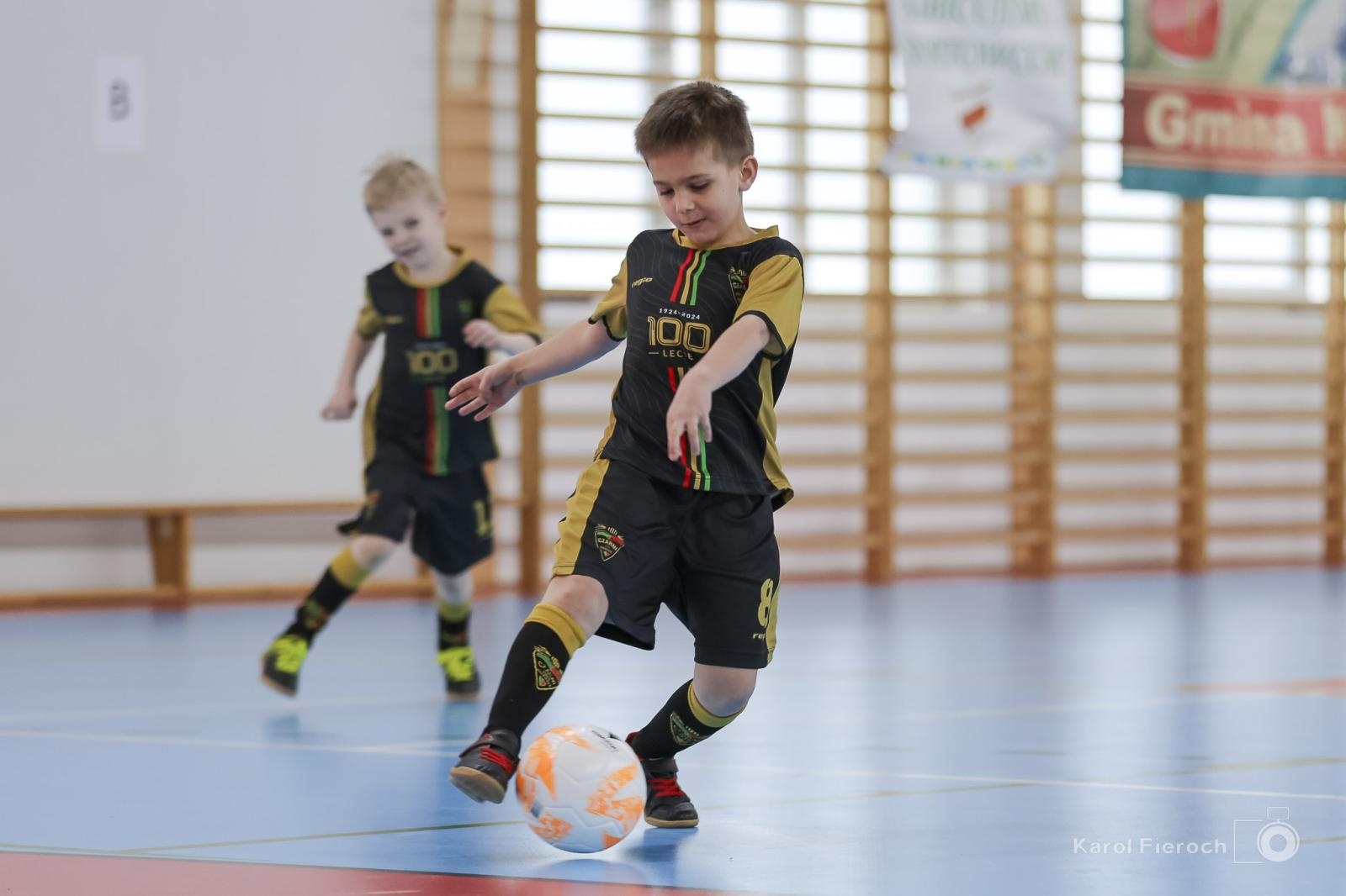 Zdjęcie w galerii na portalu naszraciborz.pl: Zacięta rywalizacja młodych piłkarzy w Krzanowicach [FOTO] wiadomości z regionu