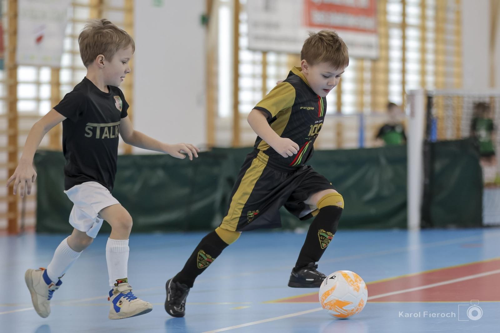 Zdjęcie w galerii na portalu naszraciborz.pl: Zacięta rywalizacja młodych piłkarzy w Krzanowicach [FOTO] wiadomości z regionu