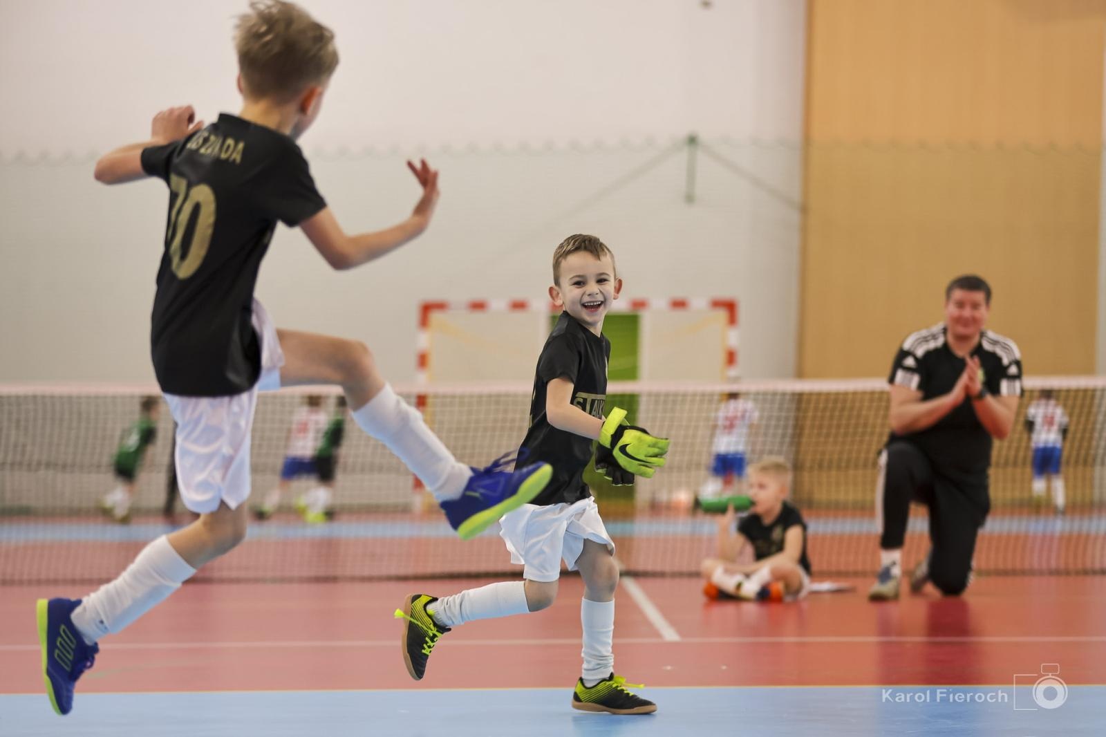 Zdjęcie w galerii na portalu naszraciborz.pl: Zacięta rywalizacja młodych piłkarzy w Krzanowicach [FOTO] wiadomości z regionu