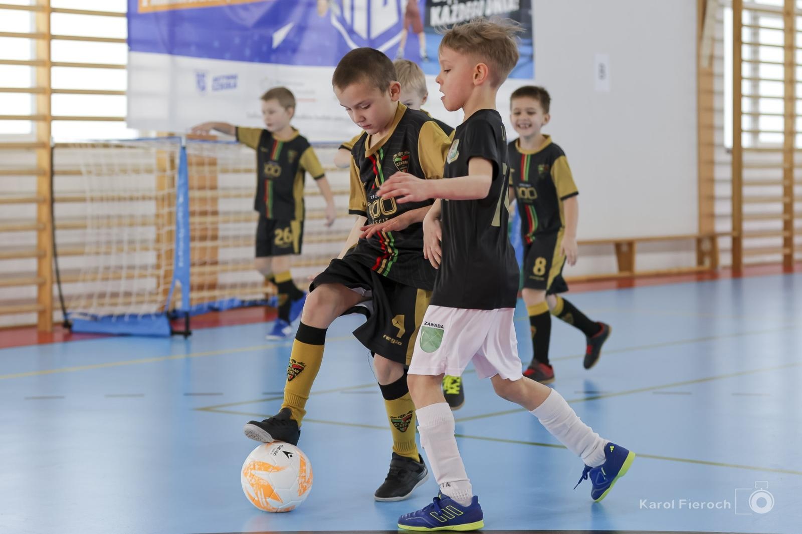 Zdjęcie w galerii na portalu naszraciborz.pl: Zacięta rywalizacja młodych piłkarzy w Krzanowicach [FOTO] wiadomości z regionu