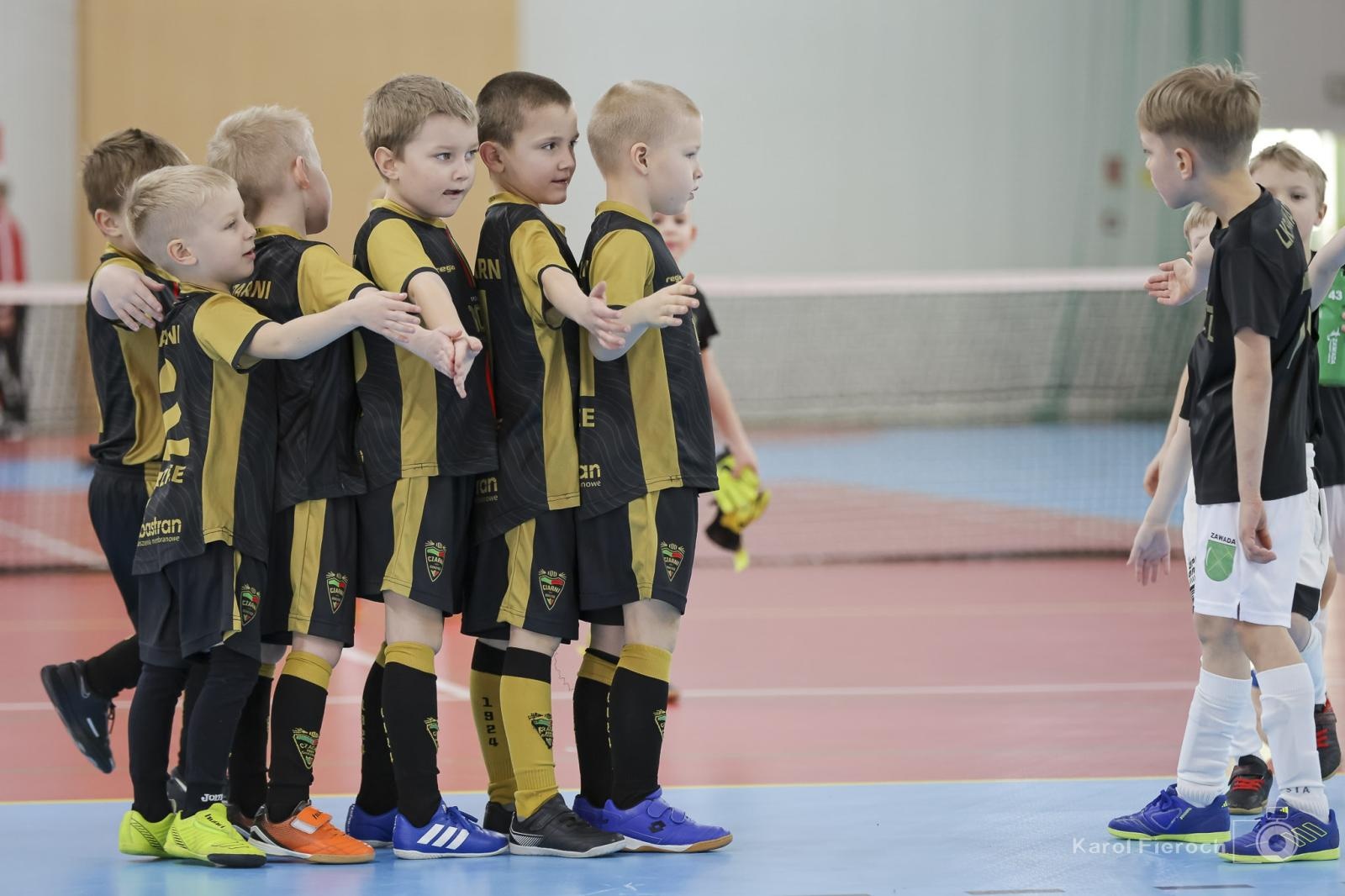 Zdjęcie w galerii na portalu naszraciborz.pl: Zacięta rywalizacja młodych piłkarzy w Krzanowicach [FOTO] wiadomości z regionu