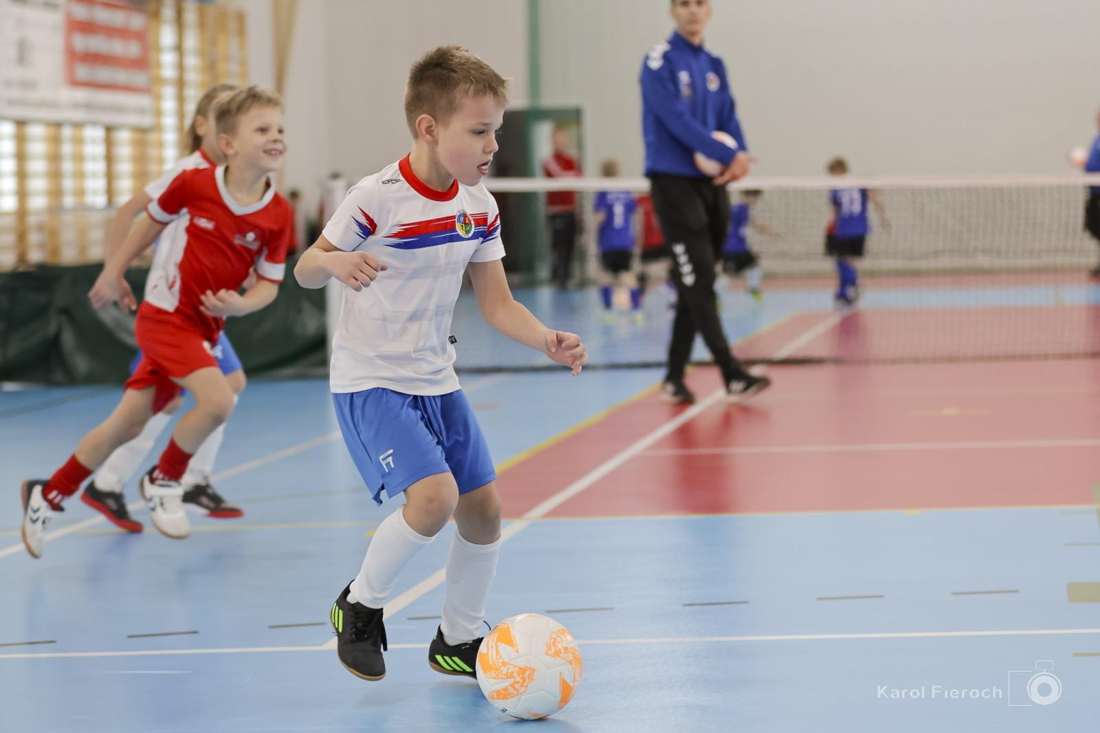 Zdjęcie w galerii na portalu naszraciborz.pl: Zacięta rywalizacja młodych piłkarzy w Krzanowicach [FOTO] wiadomości z regionu