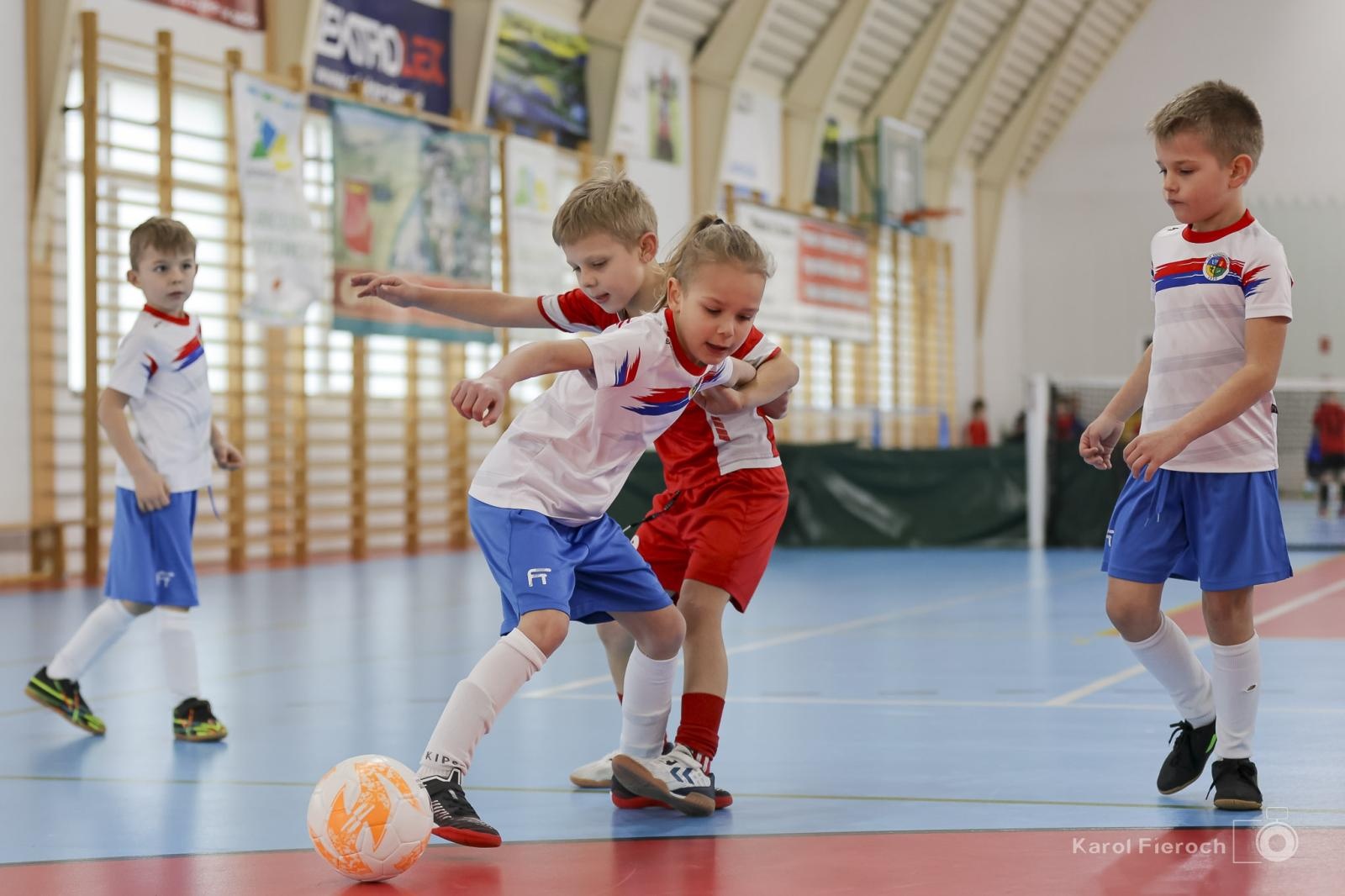 Zdjęcie w galerii na portalu naszraciborz.pl: Zacięta rywalizacja młodych piłkarzy w Krzanowicach [FOTO] wiadomości z regionu