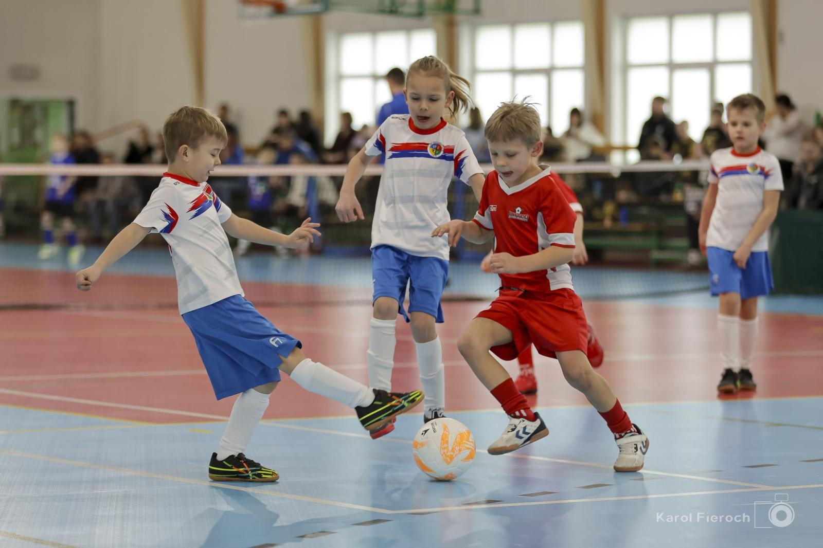 Zdjęcie w galerii na portalu naszraciborz.pl: Zacięta rywalizacja młodych piłkarzy w Krzanowicach [FOTO] wiadomości z regionu