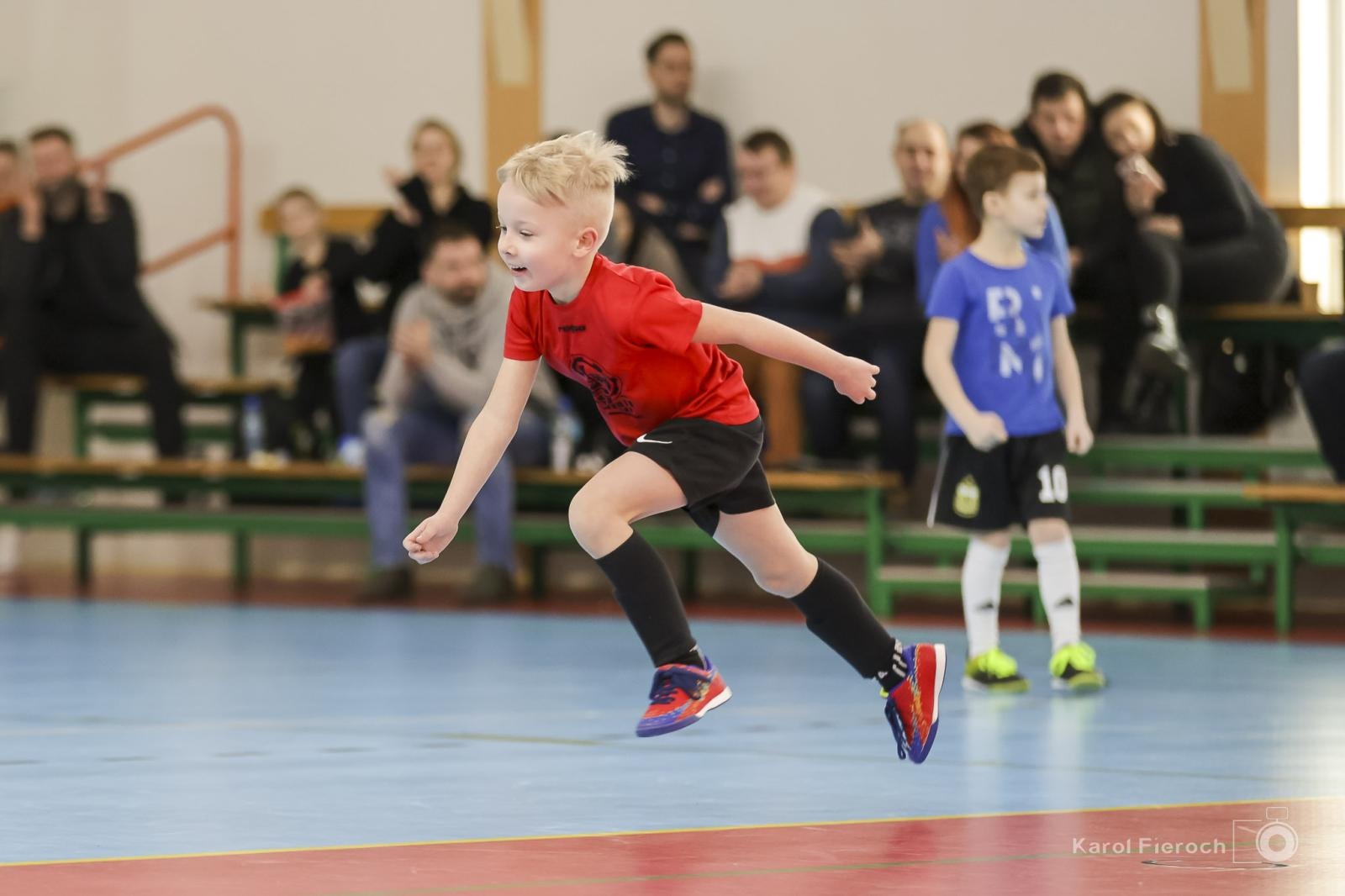Zdjęcie w galerii na portalu naszraciborz.pl: Zacięta rywalizacja młodych piłkarzy w Krzanowicach [FOTO] wiadomości z regionu