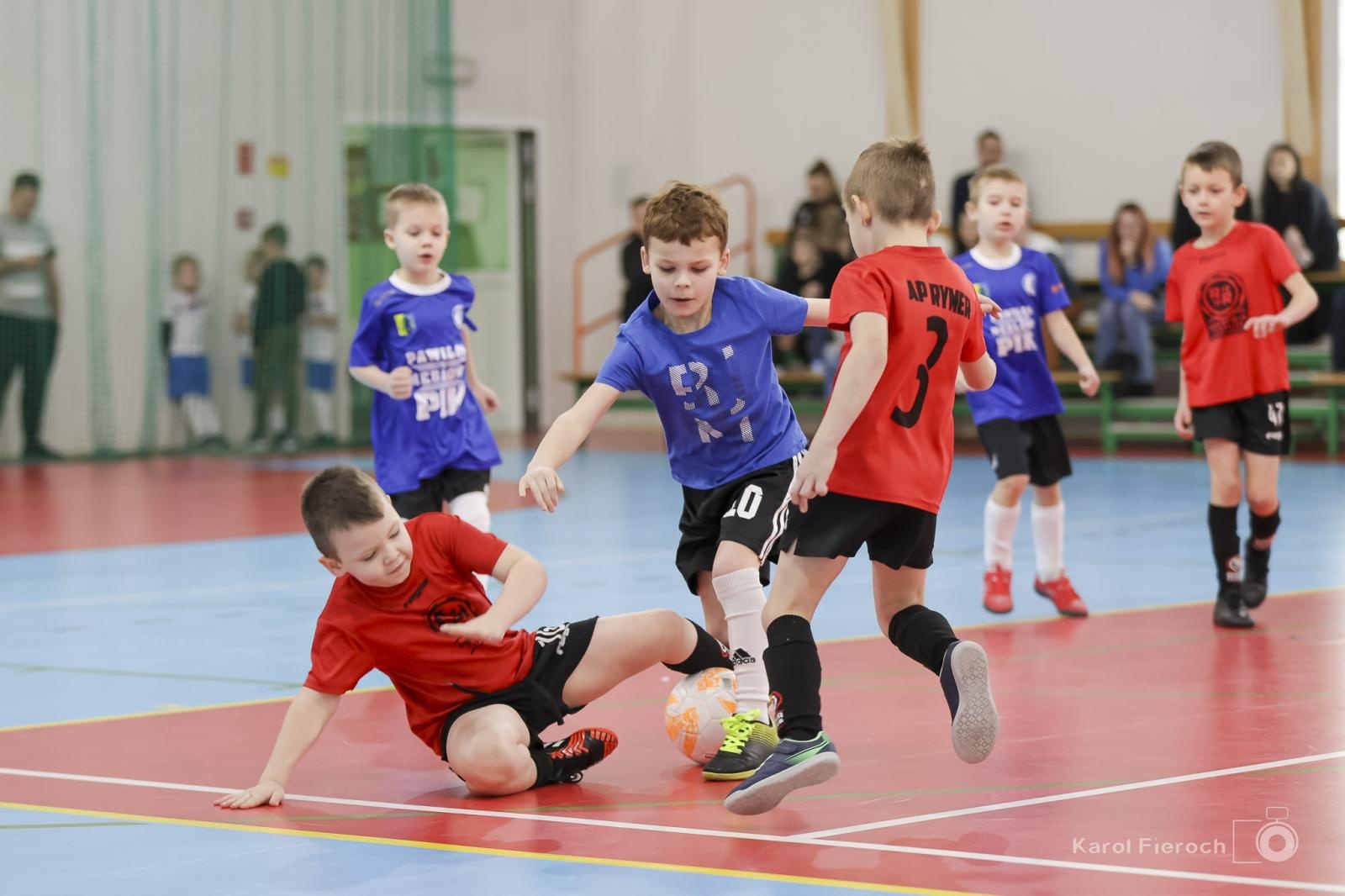 Zdjęcie w galerii na portalu naszraciborz.pl: Zacięta rywalizacja młodych piłkarzy w Krzanowicach [FOTO] wiadomości z regionu