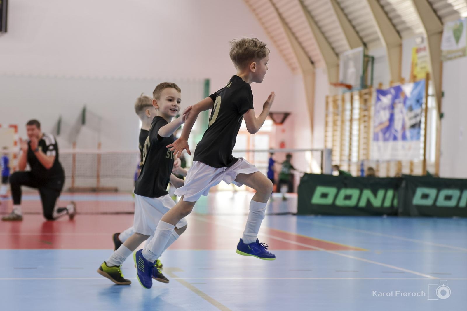 Zdjęcie w galerii na portalu naszraciborz.pl: Zacięta rywalizacja młodych piłkarzy w Krzanowicach [FOTO] wiadomości z regionu