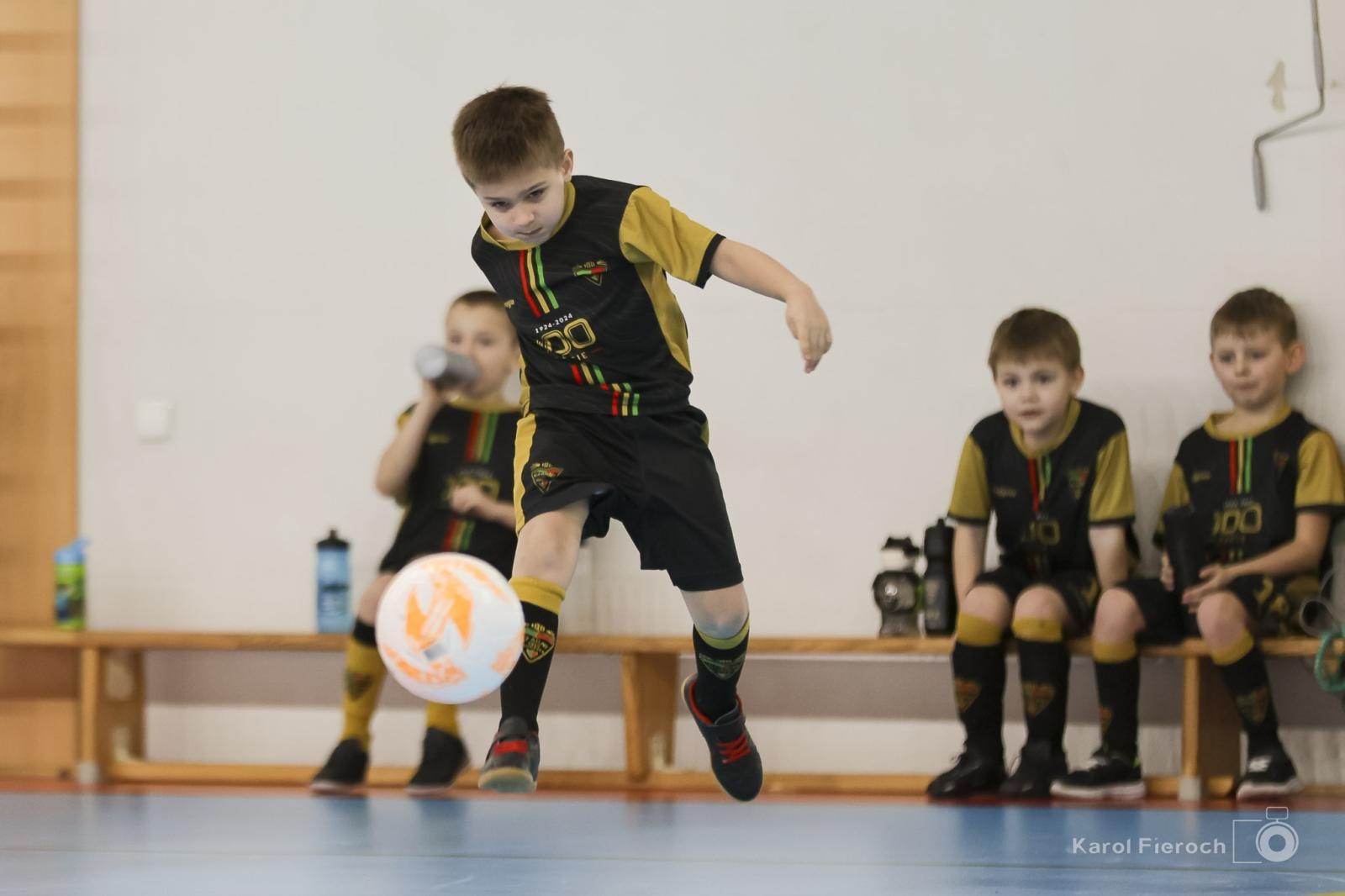 Zdjęcie w galerii na portalu naszraciborz.pl: Zacięta rywalizacja młodych piłkarzy w Krzanowicach [FOTO] wiadomości z regionu