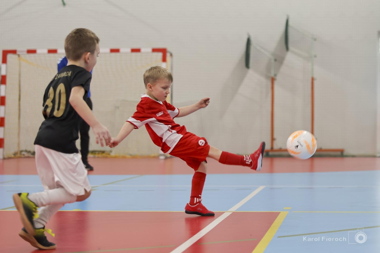 Zdjęcie w galerii na portalu naszraciborz.pl: Zacięta rywalizacja młodych piłkarzy w Krzanowicach [FOTO] wiadomości z regionu