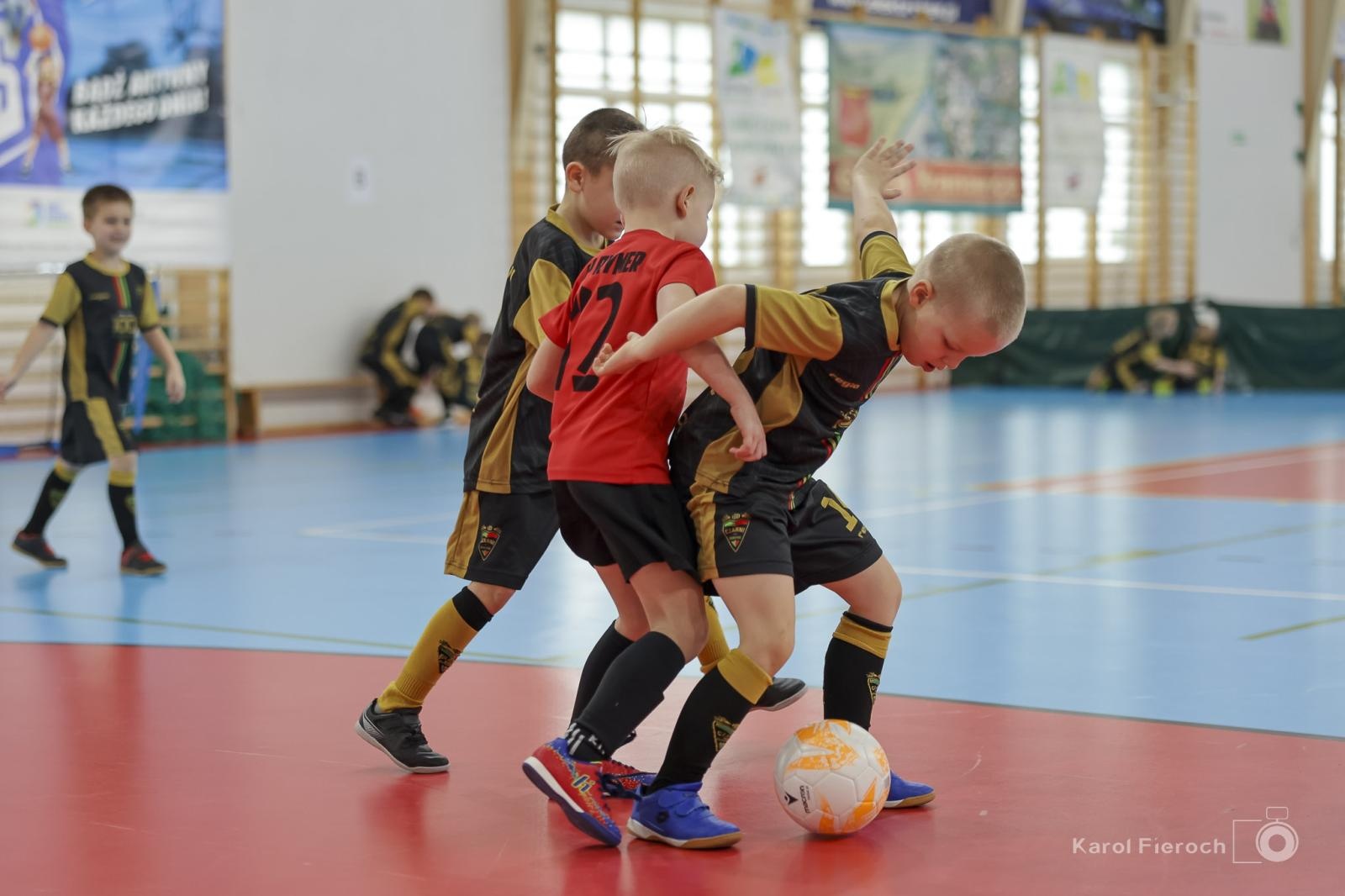 Zdjęcie w galerii na portalu naszraciborz.pl: Zacięta rywalizacja młodych piłkarzy w Krzanowicach [FOTO] wiadomości z regionu