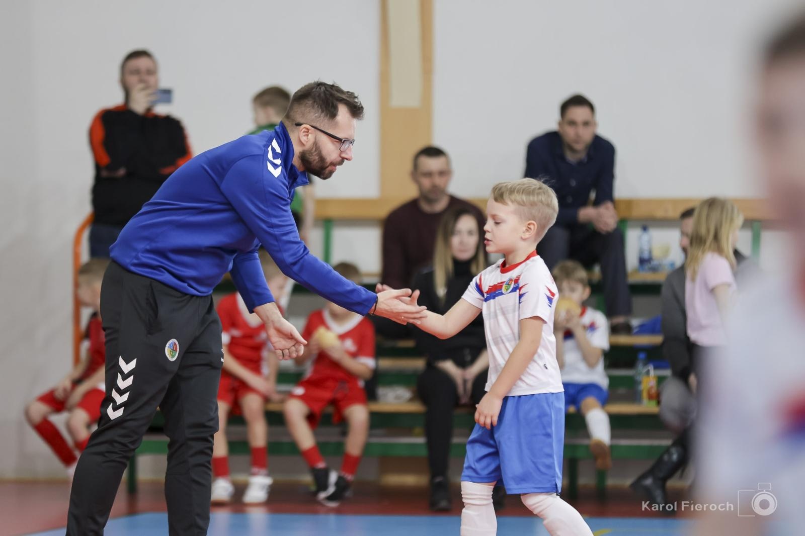 Zdjęcie w galerii na portalu naszraciborz.pl: Zacięta rywalizacja młodych piłkarzy w Krzanowicach [FOTO] wiadomości z regionu