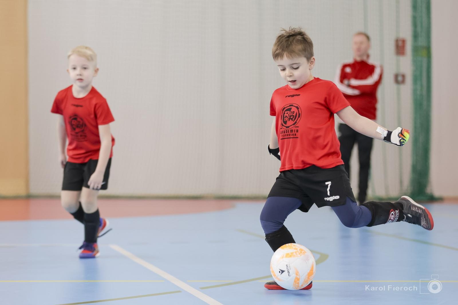 Zdjęcie w galerii na portalu naszraciborz.pl: Zacięta rywalizacja młodych piłkarzy w Krzanowicach [FOTO] wiadomości z regionu