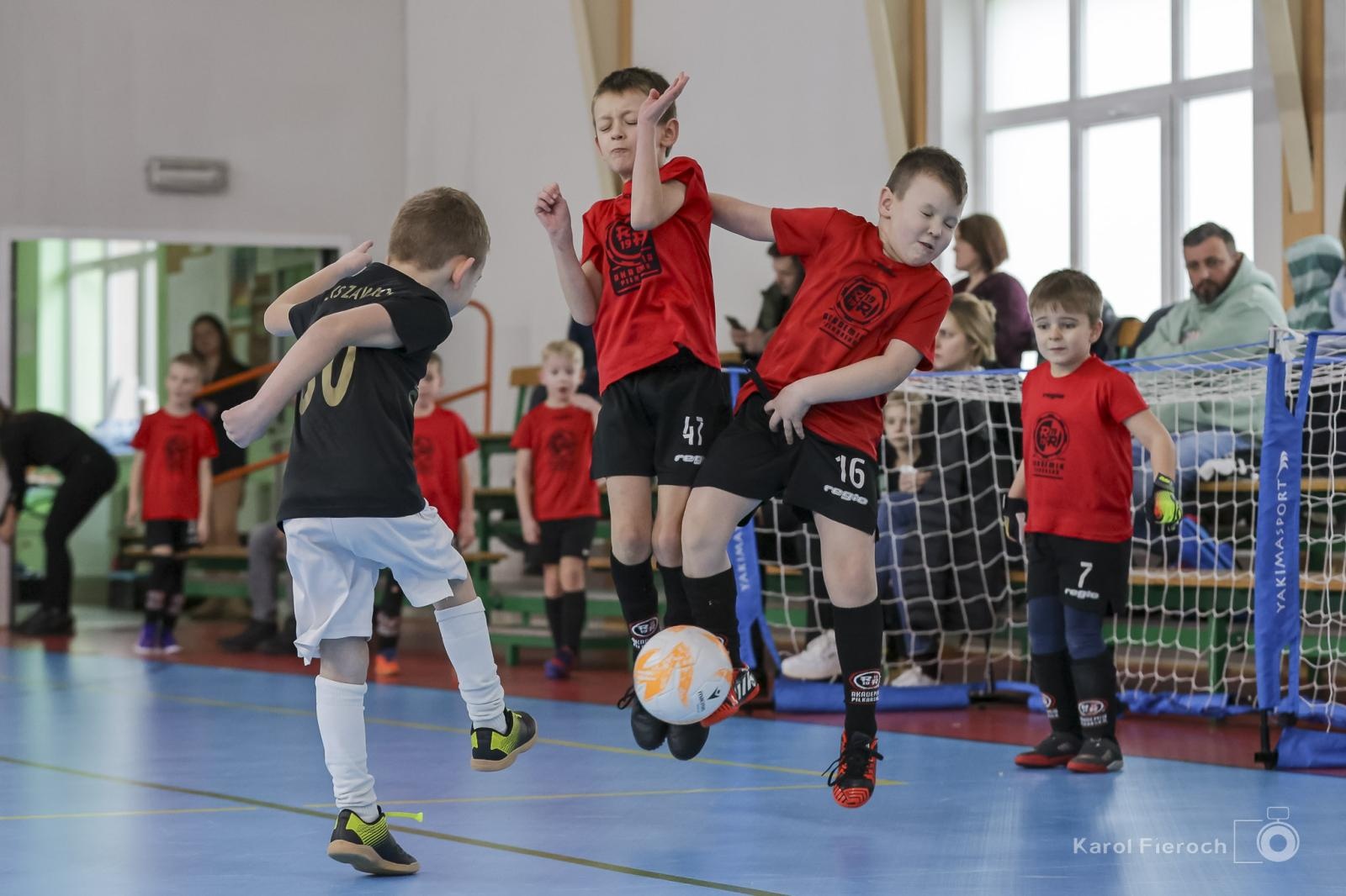 Zdjęcie w galerii na portalu naszraciborz.pl: Zacięta rywalizacja młodych piłkarzy w Krzanowicach [FOTO] wiadomości z regionu