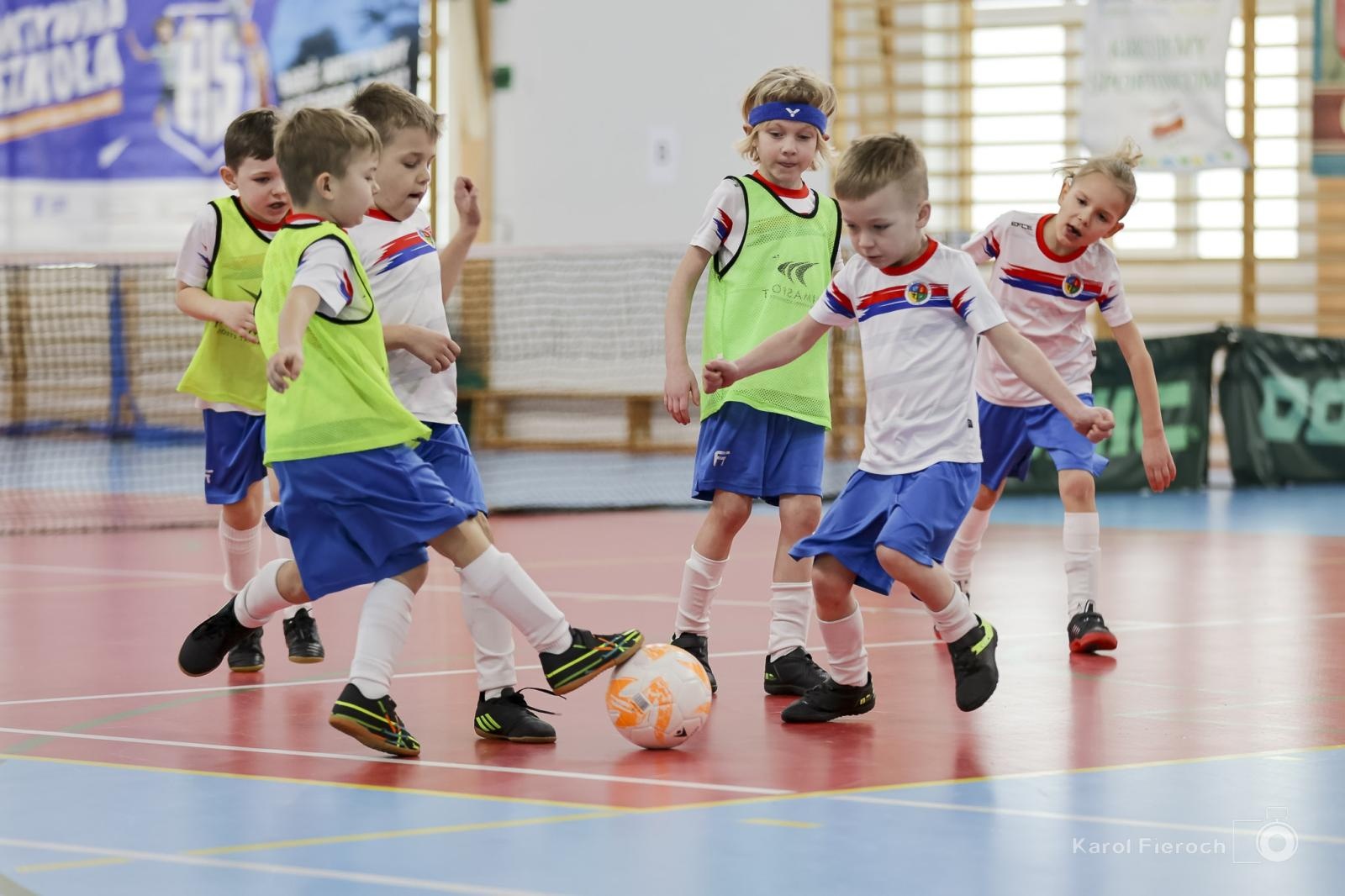 Zdjęcie w galerii na portalu naszraciborz.pl: Zacięta rywalizacja młodych piłkarzy w Krzanowicach [FOTO] wiadomości z regionu