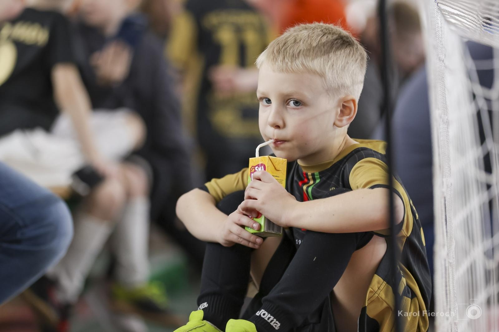 Zdjęcie w galerii na portalu naszraciborz.pl: Zacięta rywalizacja młodych piłkarzy w Krzanowicach [FOTO] wiadomości z regionu