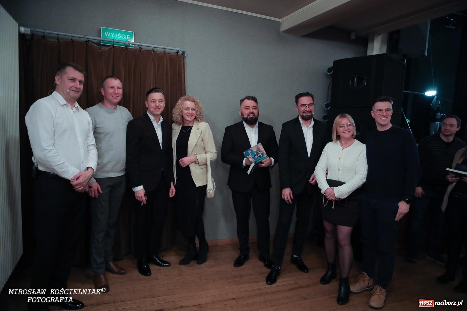 Zdjęcie w galerii na portalu naszraciborz.pl: Z żartami nie ma żartów. Kabaret Młodych Panów w Raciborzu [FOTO] wiadomości z regionu