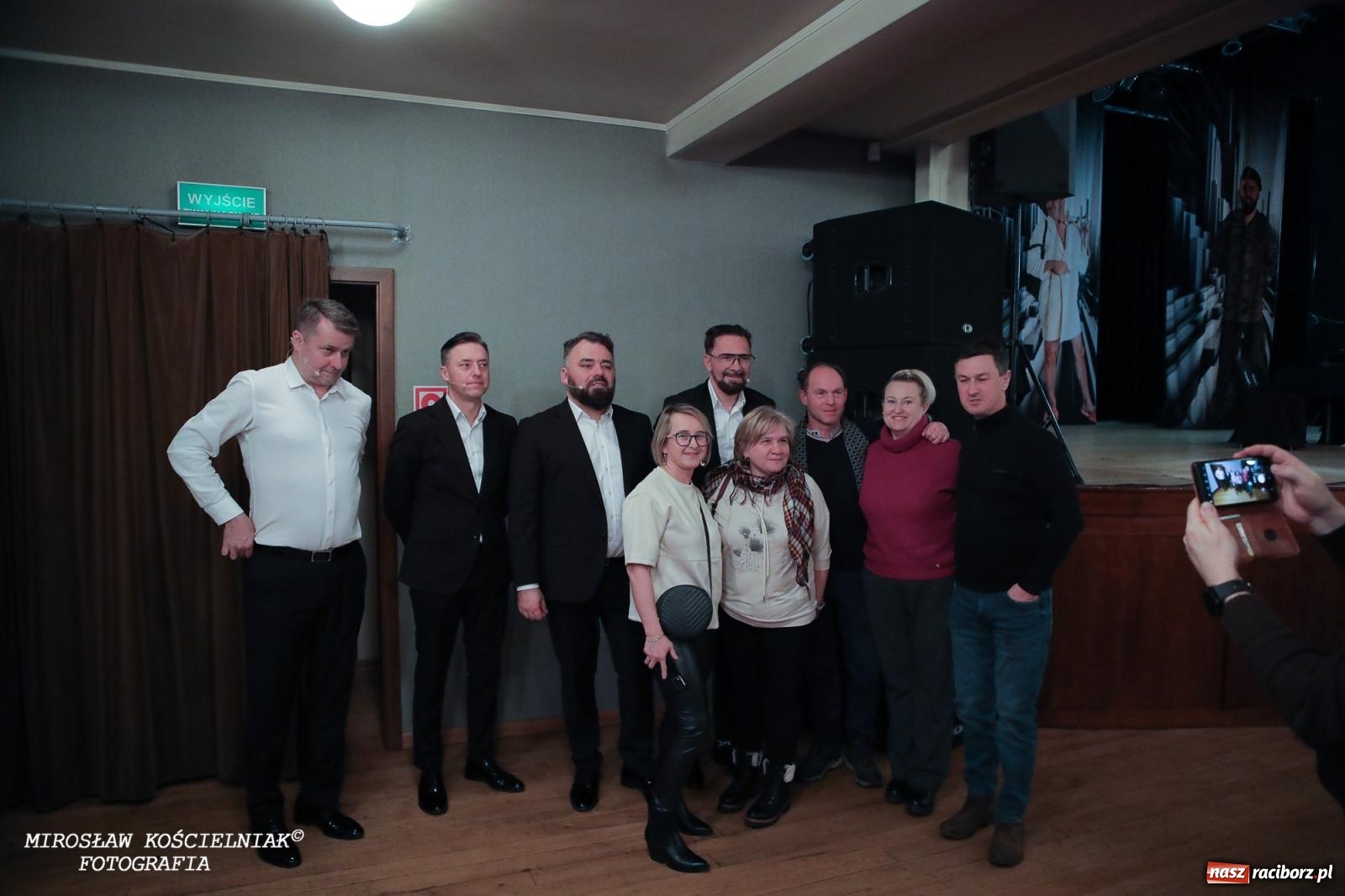 Zdjęcie w galerii na portalu naszraciborz.pl: Z żartami nie ma żartów. Kabaret Młodych Panów w Raciborzu [FOTO] wiadomości z regionu