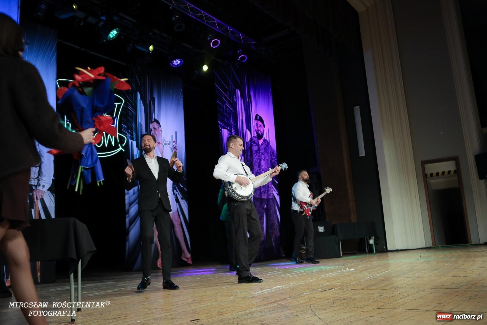 Zdjęcie w galerii na portalu naszraciborz.pl: Z żartami nie ma żartów. Kabaret Młodych Panów w Raciborzu [FOTO] wiadomości z regionu