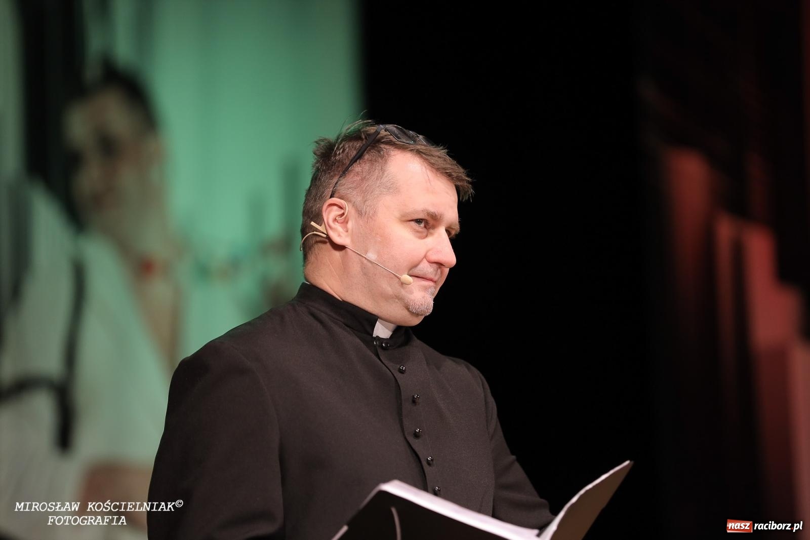 Zdjęcie w galerii na portalu naszraciborz.pl: Z żartami nie ma żartów. Kabaret Młodych Panów w Raciborzu [FOTO] wiadomości z regionu