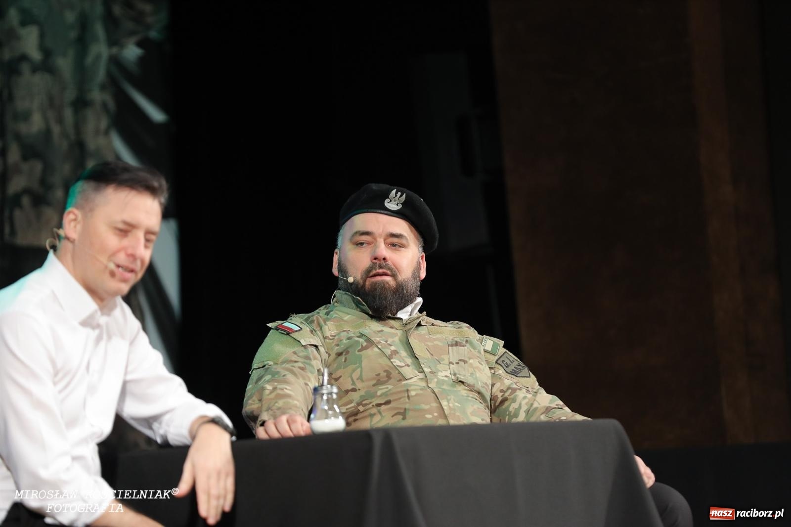 Zdjęcie w galerii na portalu naszraciborz.pl: Z żartami nie ma żartów. Kabaret Młodych Panów w Raciborzu [FOTO] wiadomości z regionu