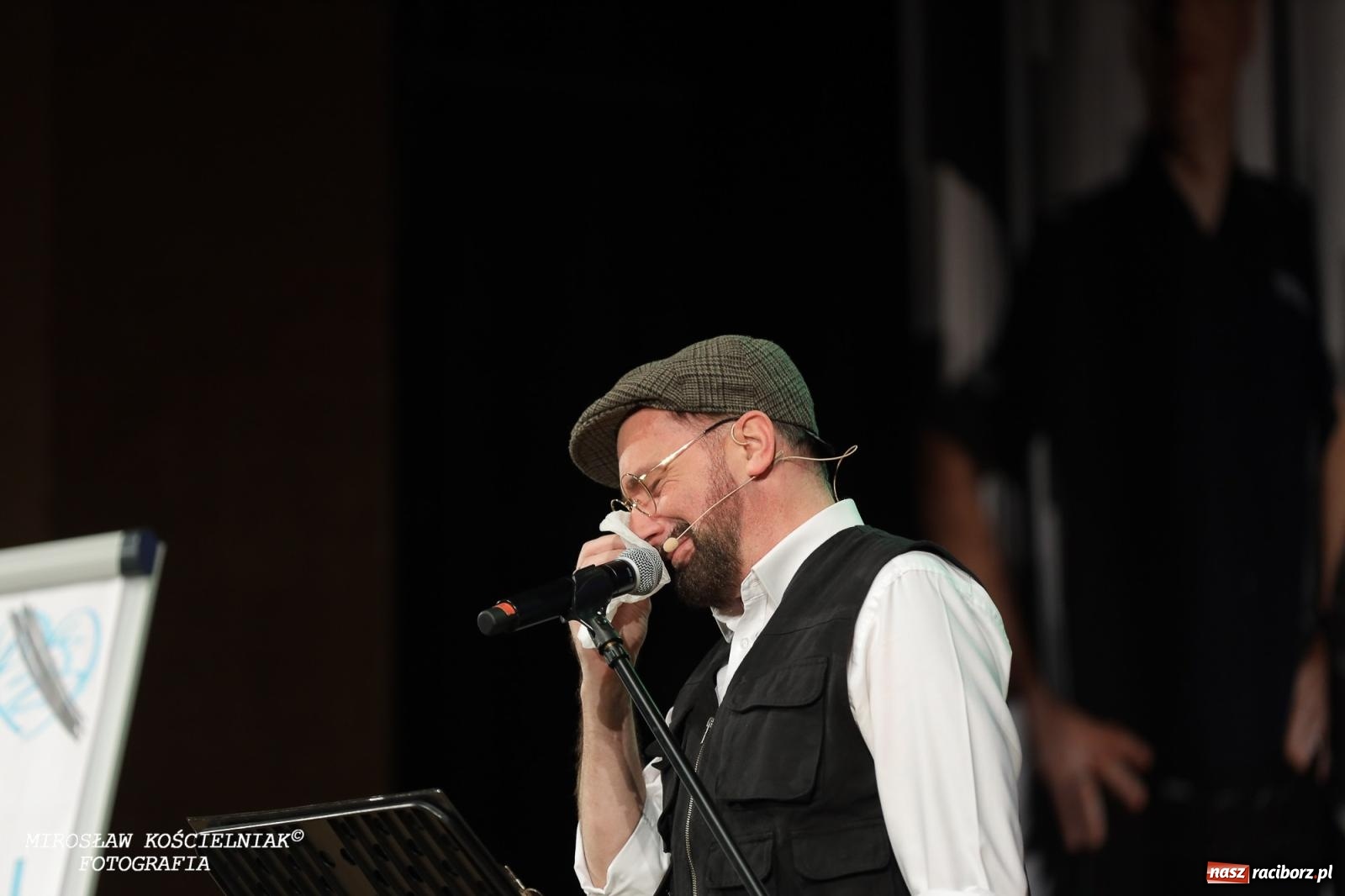 Zdjęcie w galerii na portalu naszraciborz.pl: Z żartami nie ma żartów. Kabaret Młodych Panów w Raciborzu [FOTO] wiadomości z regionu