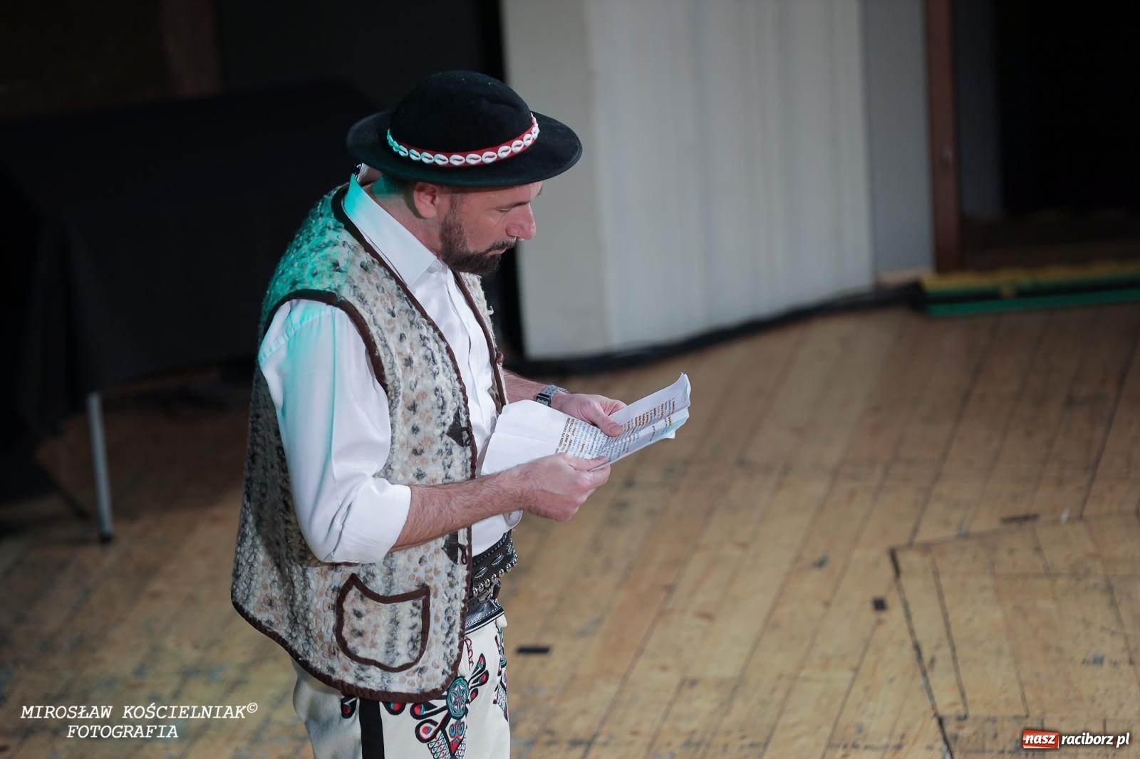 Zdjęcie w galerii na portalu naszraciborz.pl: Z żartami nie ma żartów. Kabaret Młodych Panów w Raciborzu [FOTO] wiadomości z regionu