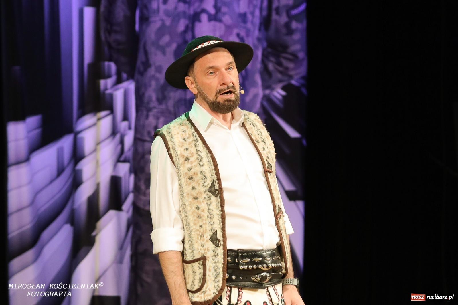 Zdjęcie w galerii na portalu naszraciborz.pl: Z żartami nie ma żartów. Kabaret Młodych Panów w Raciborzu [FOTO] wiadomości z regionu