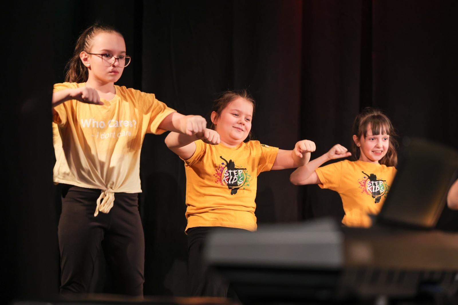 Zdjęcie w galerii na portalu naszraciborz.pl: Wieczór Otwartego Mikrofonu - muzyka, taniec, poezja, czyli Sztuka Emocji! wiadomości z regionu