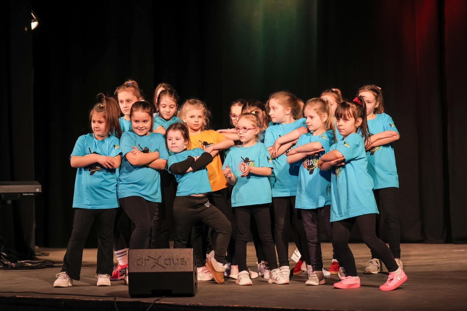 Zdjęcie w galerii na portalu naszraciborz.pl: Wieczór Otwartego Mikrofonu - muzyka, taniec, poezja, czyli Sztuka Emocji! wiadomości z regionu