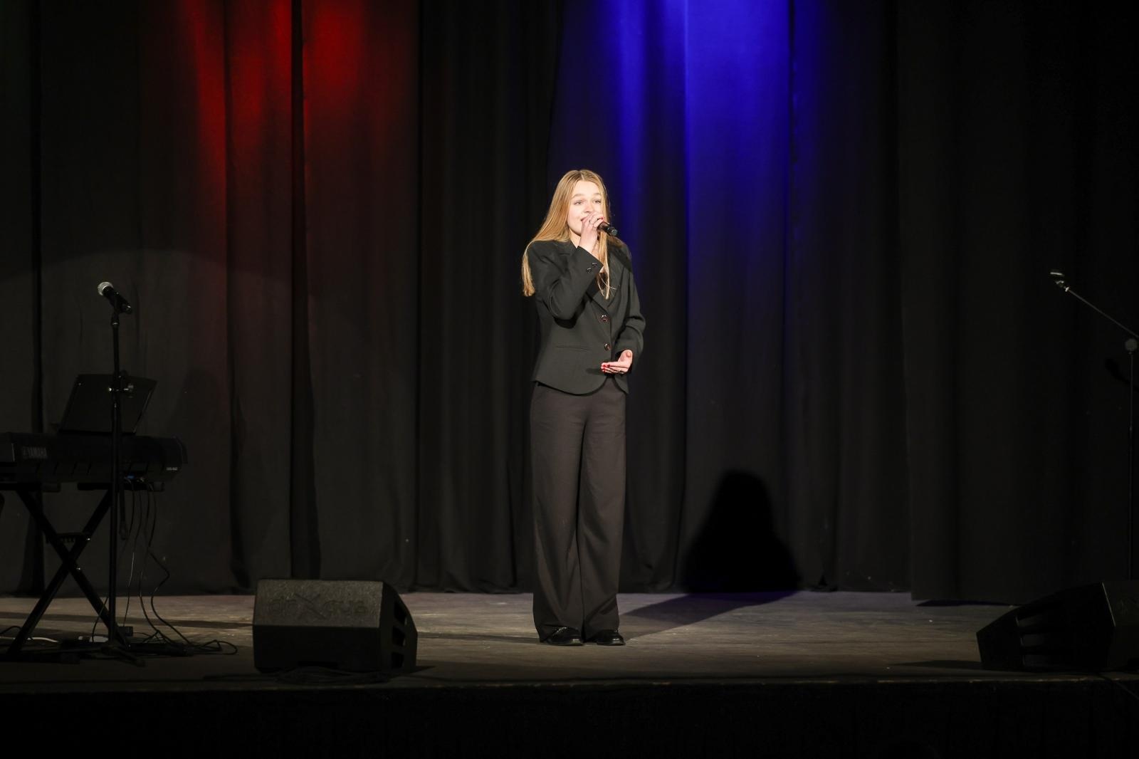 Zdjęcie w galerii na portalu naszraciborz.pl: Wieczór Otwartego Mikrofonu - muzyka, taniec, poezja, czyli Sztuka Emocji! wiadomości z regionu