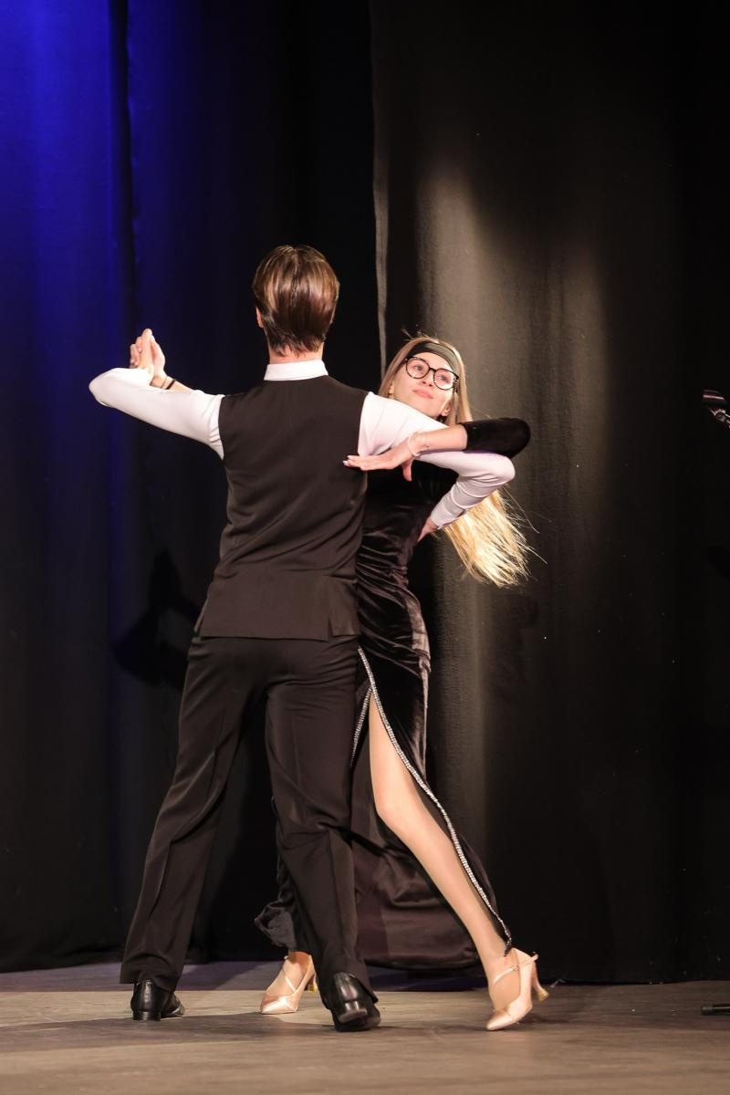 Zdjęcie w galerii na portalu naszraciborz.pl: Wieczór Otwartego Mikrofonu - muzyka, taniec, poezja, czyli Sztuka Emocji! wiadomości z regionu