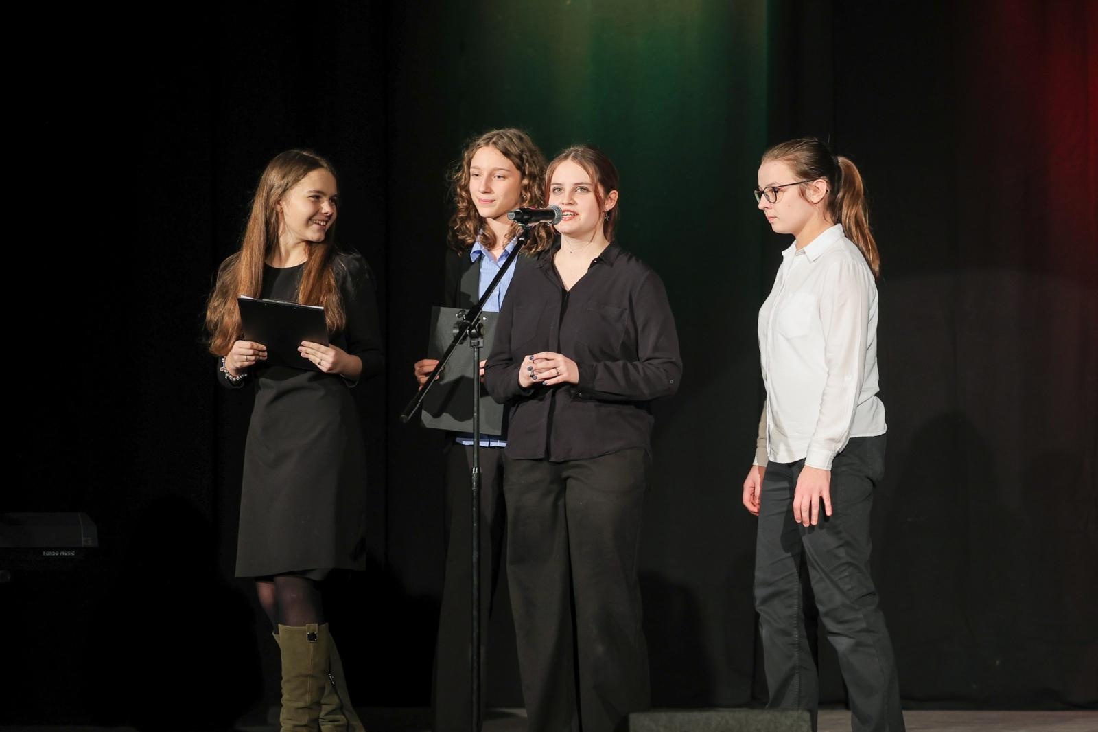 Zdjęcie w galerii na portalu naszraciborz.pl: Wieczór Otwartego Mikrofonu - muzyka, taniec, poezja, czyli Sztuka Emocji! wiadomości z regionu