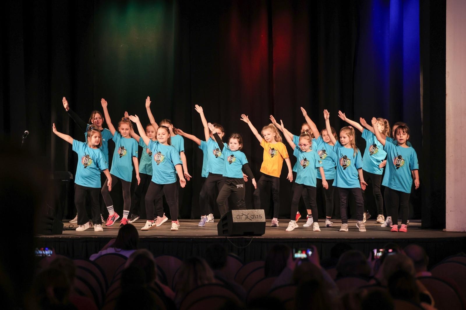 Zdjęcie w galerii na portalu naszraciborz.pl: Wieczór Otwartego Mikrofonu - muzyka, taniec, poezja, czyli Sztuka Emocji! wiadomości z regionu