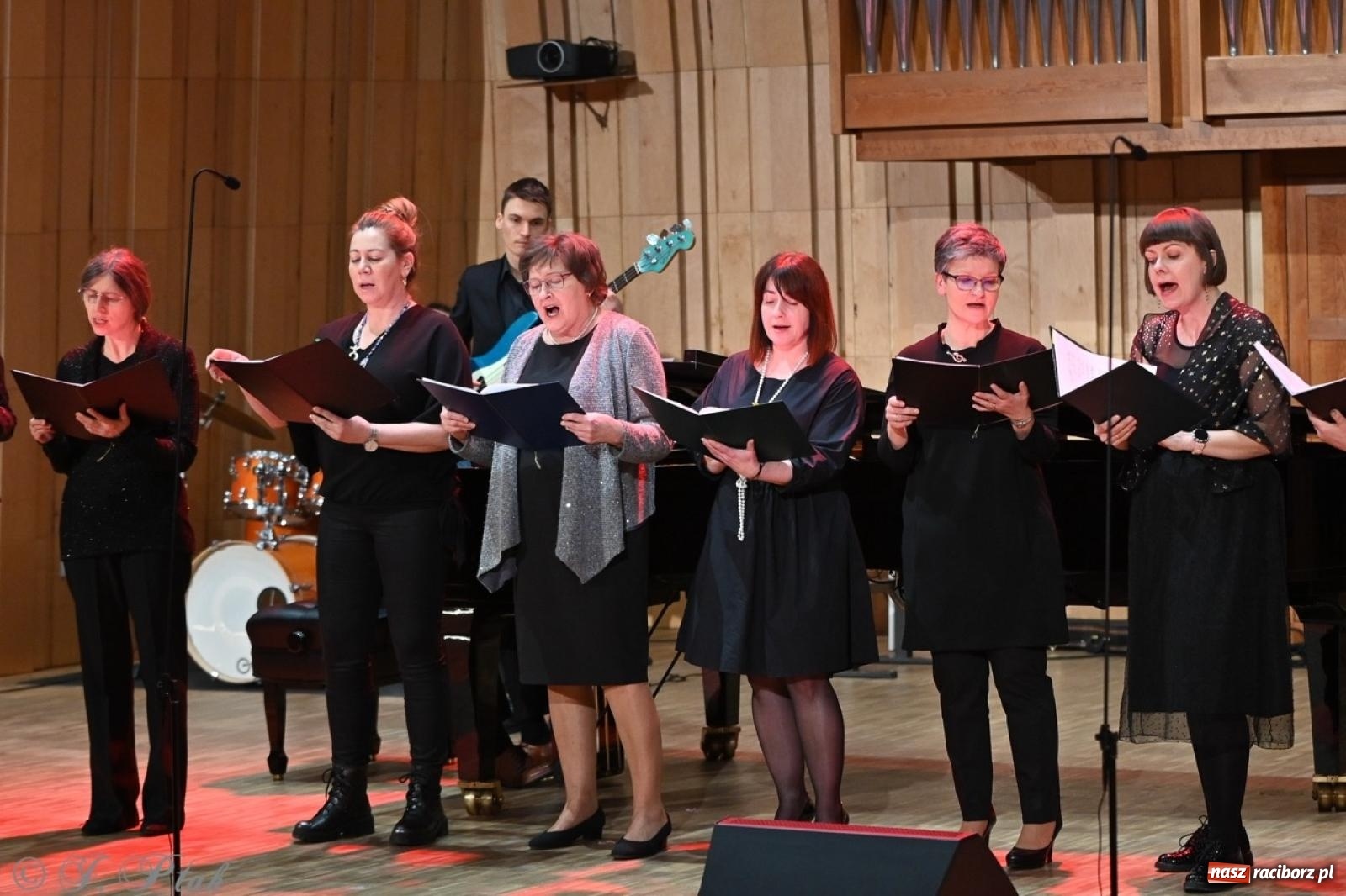 Zdjęcie w galerii na portalu naszraciborz.pl: Karnawałowe brzmienia w Państwowej Szkole Muzycznej w Raciborzu wiadomości z regionu