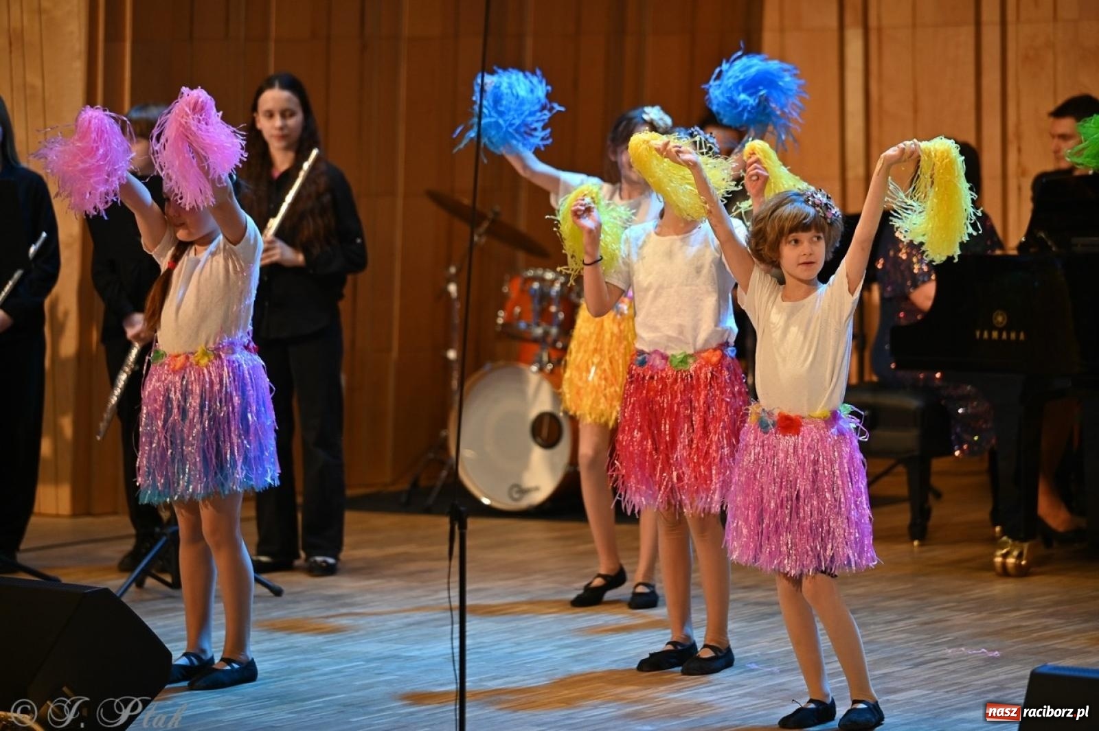 Zdjęcie w galerii na portalu naszraciborz.pl: Karnawałowe brzmienia w Państwowej Szkole Muzycznej w Raciborzu wiadomości z regionu