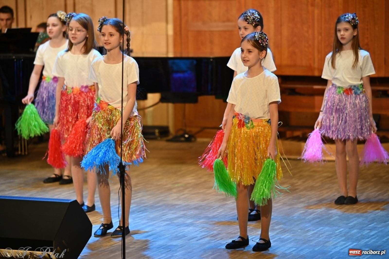 Zdjęcie w galerii na portalu naszraciborz.pl: Karnawałowe brzmienia w Państwowej Szkole Muzycznej w Raciborzu wiadomości z regionu