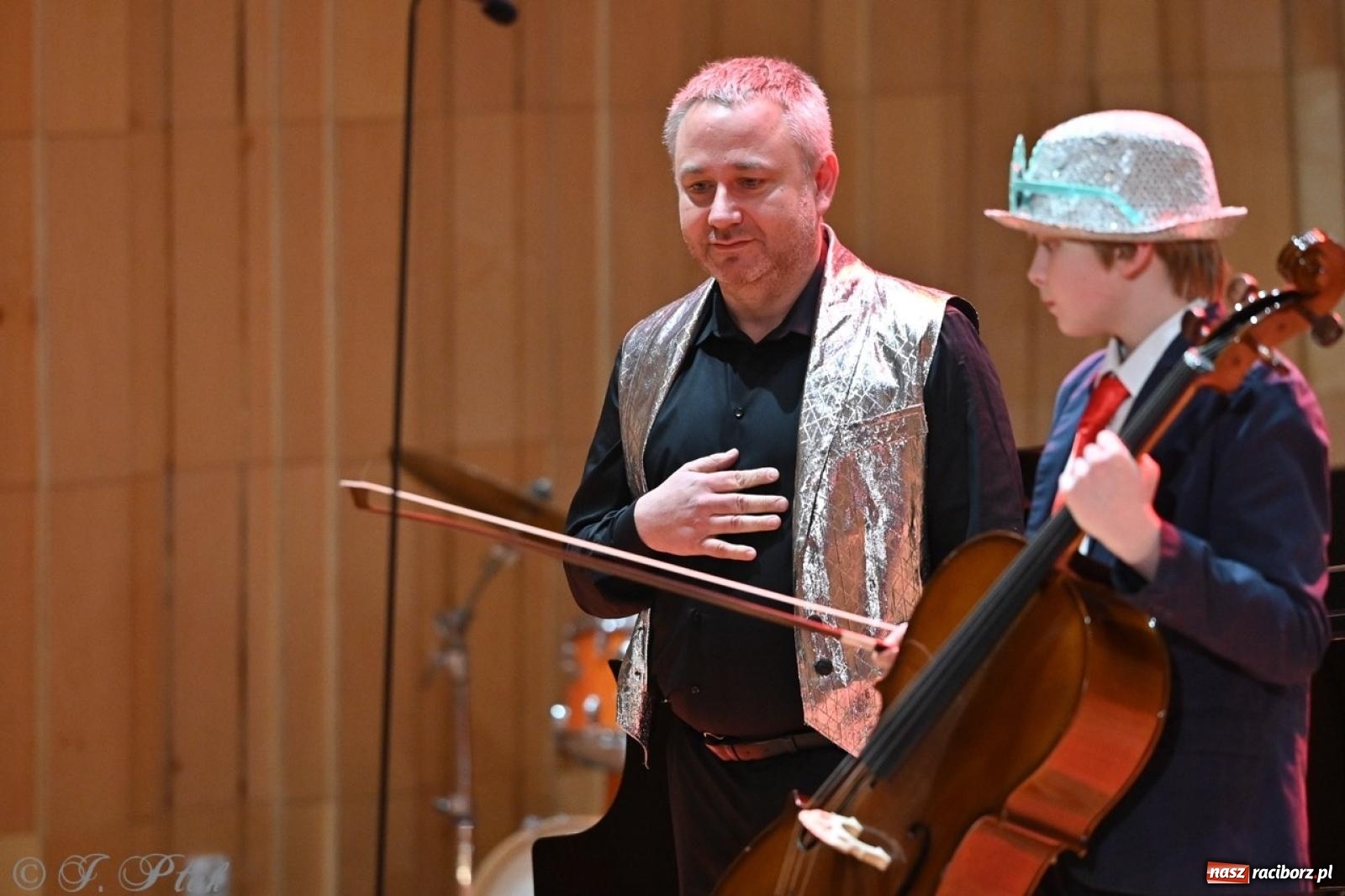 Zdjęcie w galerii na portalu naszraciborz.pl: Karnawałowe brzmienia w Państwowej Szkole Muzycznej w Raciborzu wiadomości z regionu