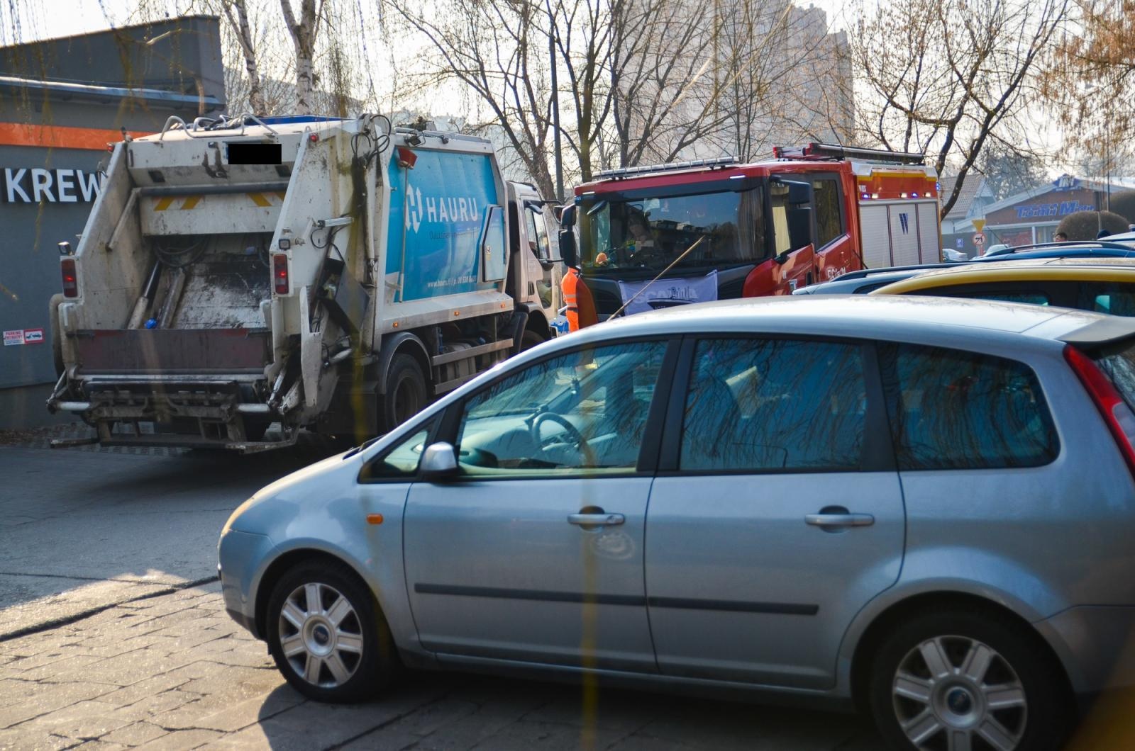 Zdjęcie w galerii na portalu naszraciborz.pl: 84-latka potrącona przez śmieciarkę wiadomości z regionu