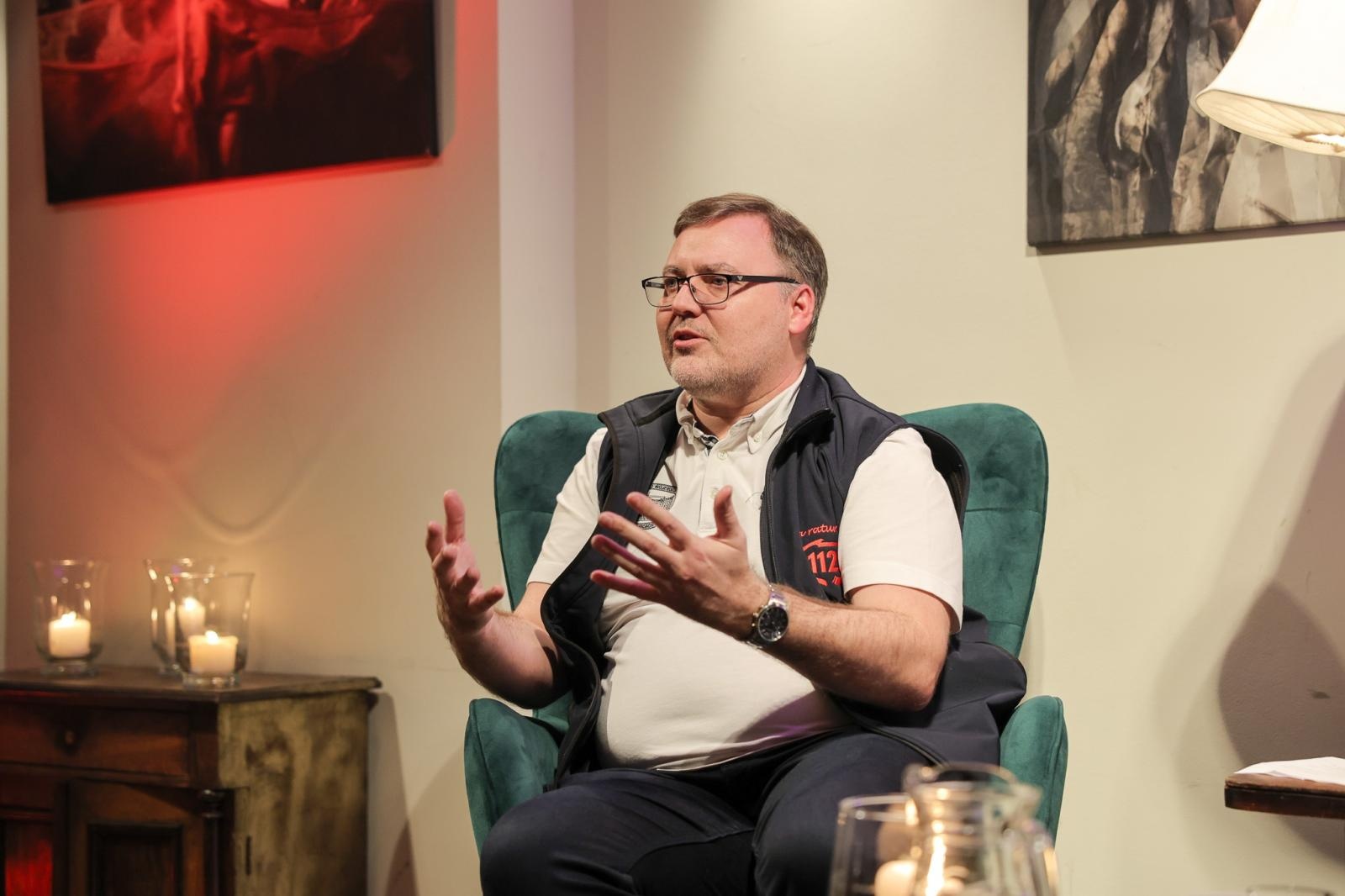 Zdjęcie w galerii na portalu naszraciborz.pl: 112 – numer, który ratuje życie! Spotkanie W PUNKT z Jakubem Rusinem-Anderskim wiadomości z regionu