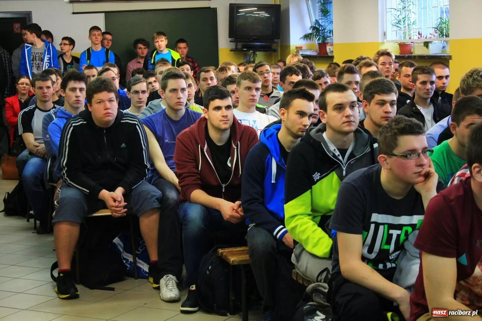 Zdjęcie w galerii na portalu naszraciborz.pl: Kto by pomyślał, że o naszym Rafałku będzie tak głośno wiadomości z regionu