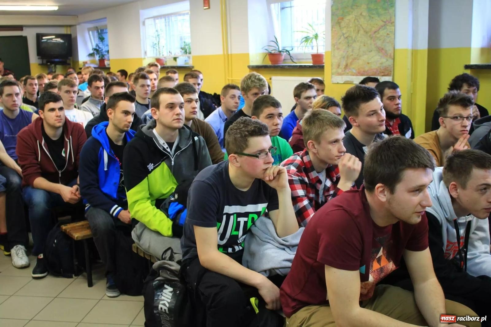 Zdjęcie w galerii na portalu naszraciborz.pl: Kto by pomyślał, że o naszym Rafałku będzie tak głośno wiadomości z regionu