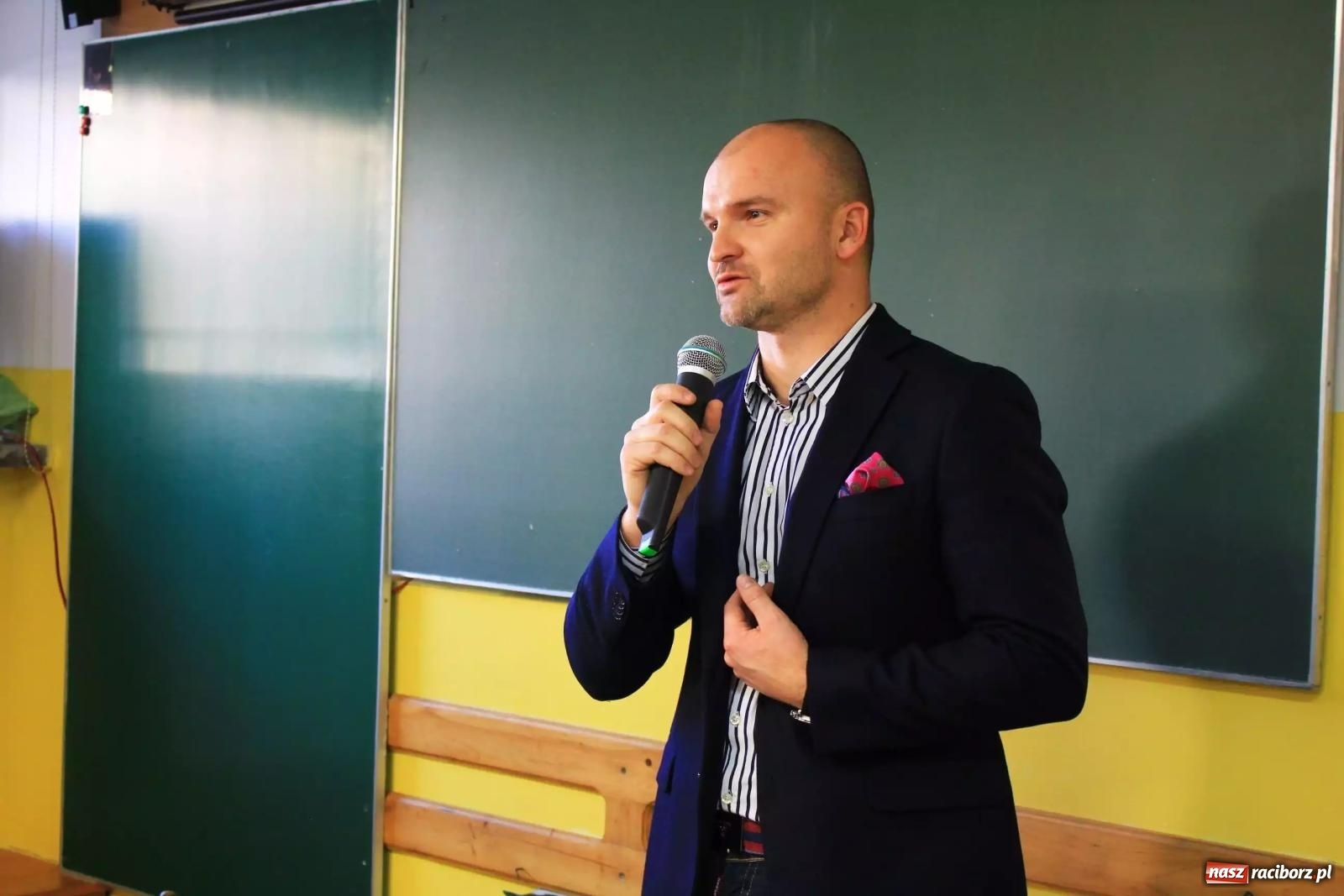 Zdjęcie w galerii na portalu naszraciborz.pl: Kto by pomyślał, że o naszym Rafałku będzie tak głośno wiadomości z regionu