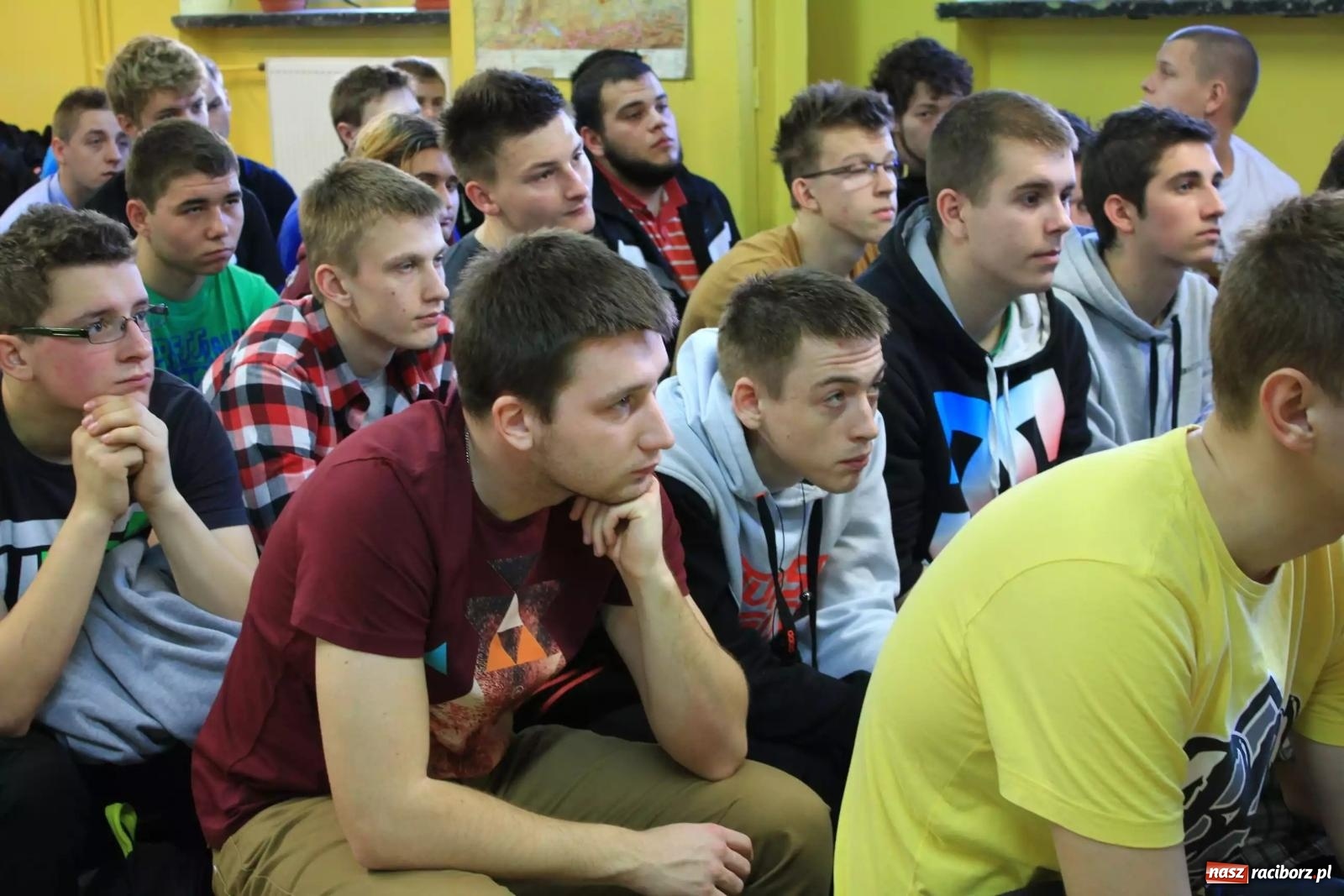 Zdjęcie w galerii na portalu naszraciborz.pl: Kto by pomyślał, że o naszym Rafałku będzie tak głośno wiadomości z regionu